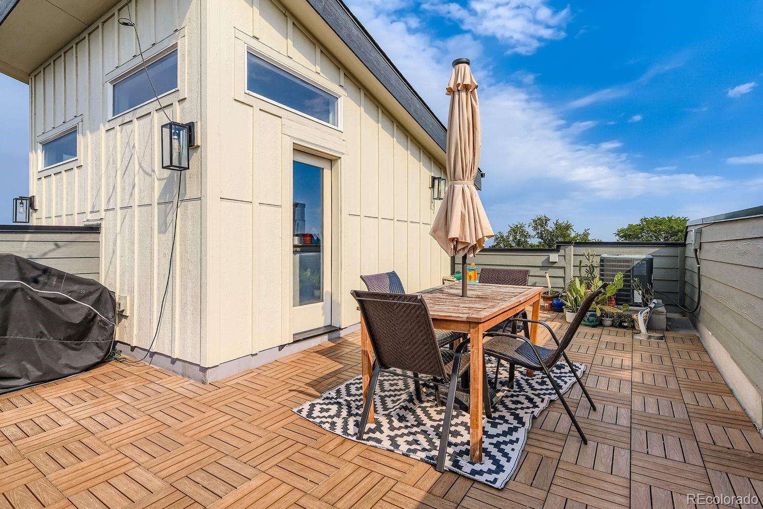  Englewood Condo / Townhome | MLS #: 80129451280 E Hampden  B, Englewood Beds: 2 Baths: 4 Price: $599,000