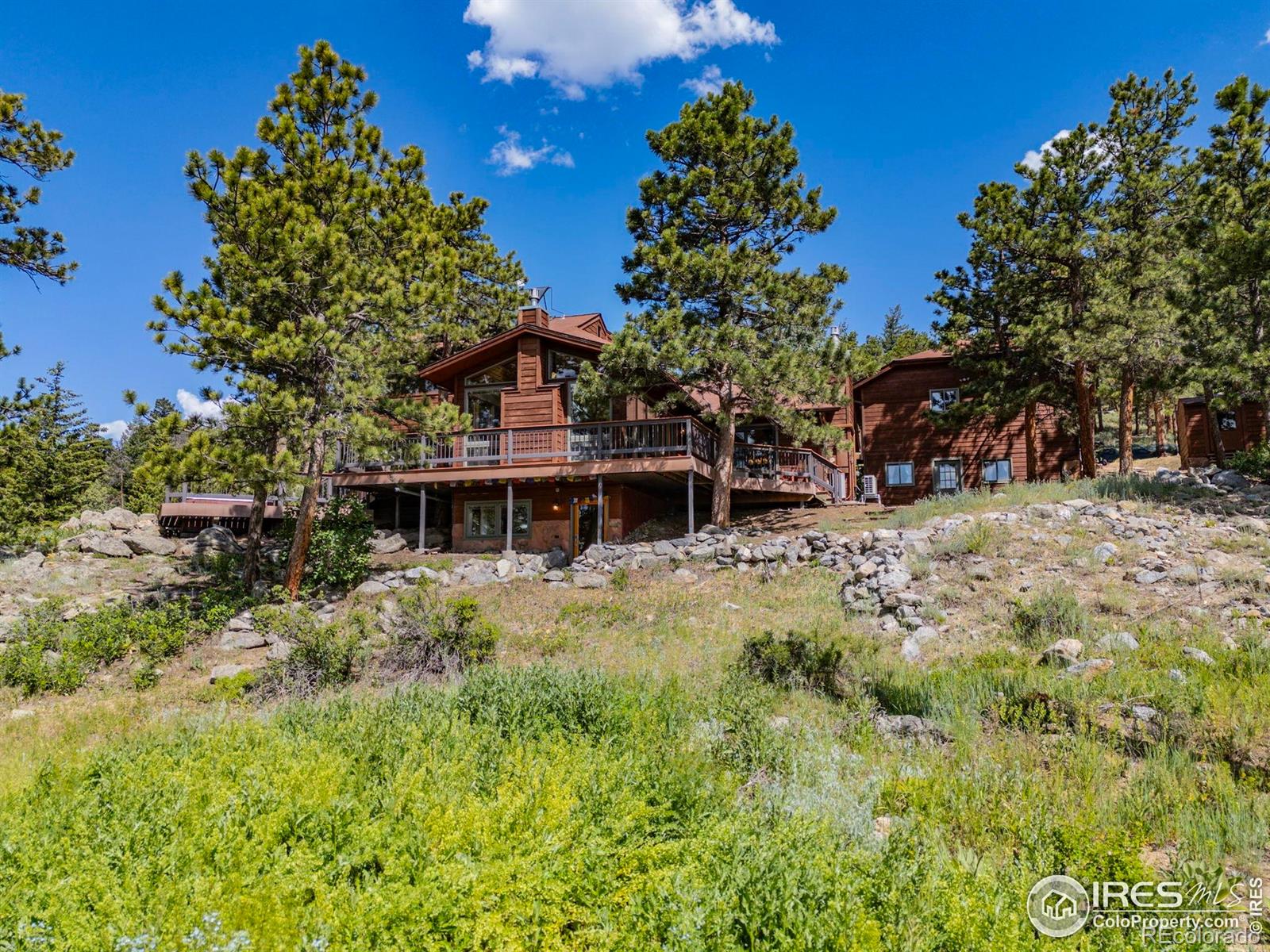 208  coughlin meadows road, Boulder sold home. Closed on 2025-11-07 for $1,245,000.