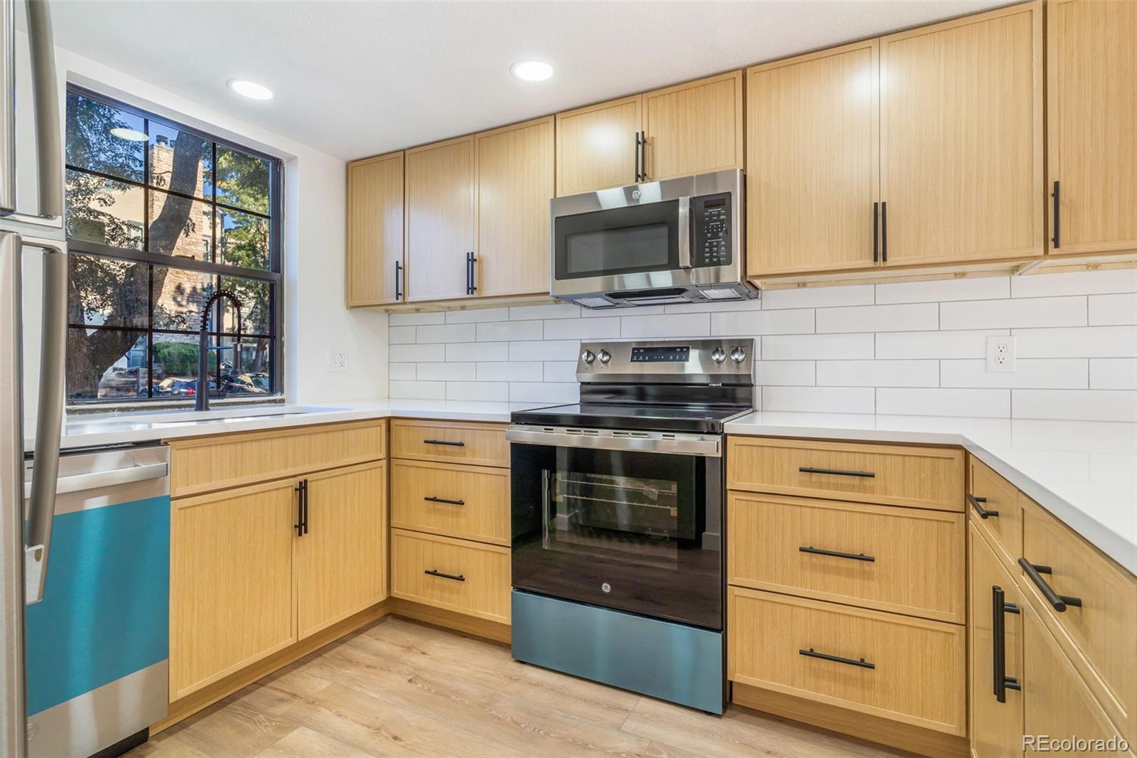 Americana Aurora Condo / Townhome | MLS #: 9782081453 S Kittredge Street D, Aurora Beds: 2 Baths: 2 Price: $265,000