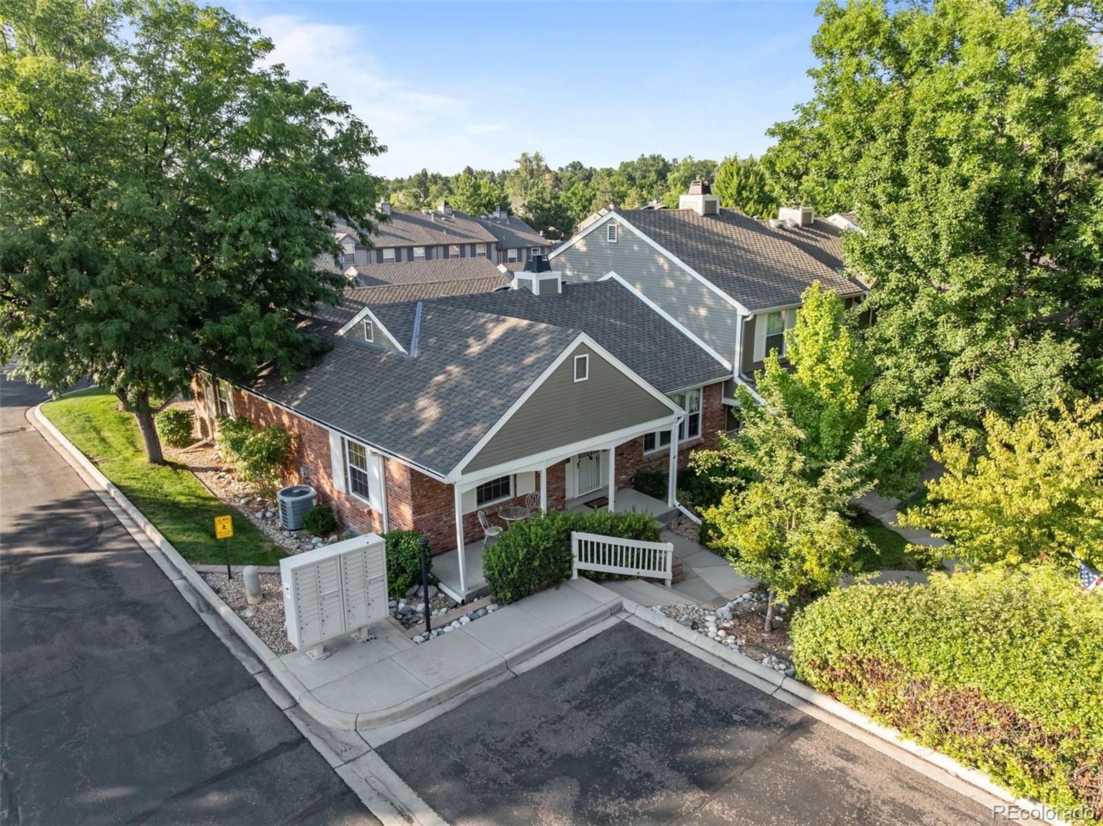 Sturbridge Centennial Condo / Townhome | MLS #: 52497767153 E Briarwood Drive , Centennial Beds: 2 Baths: 3 Price: $500,000