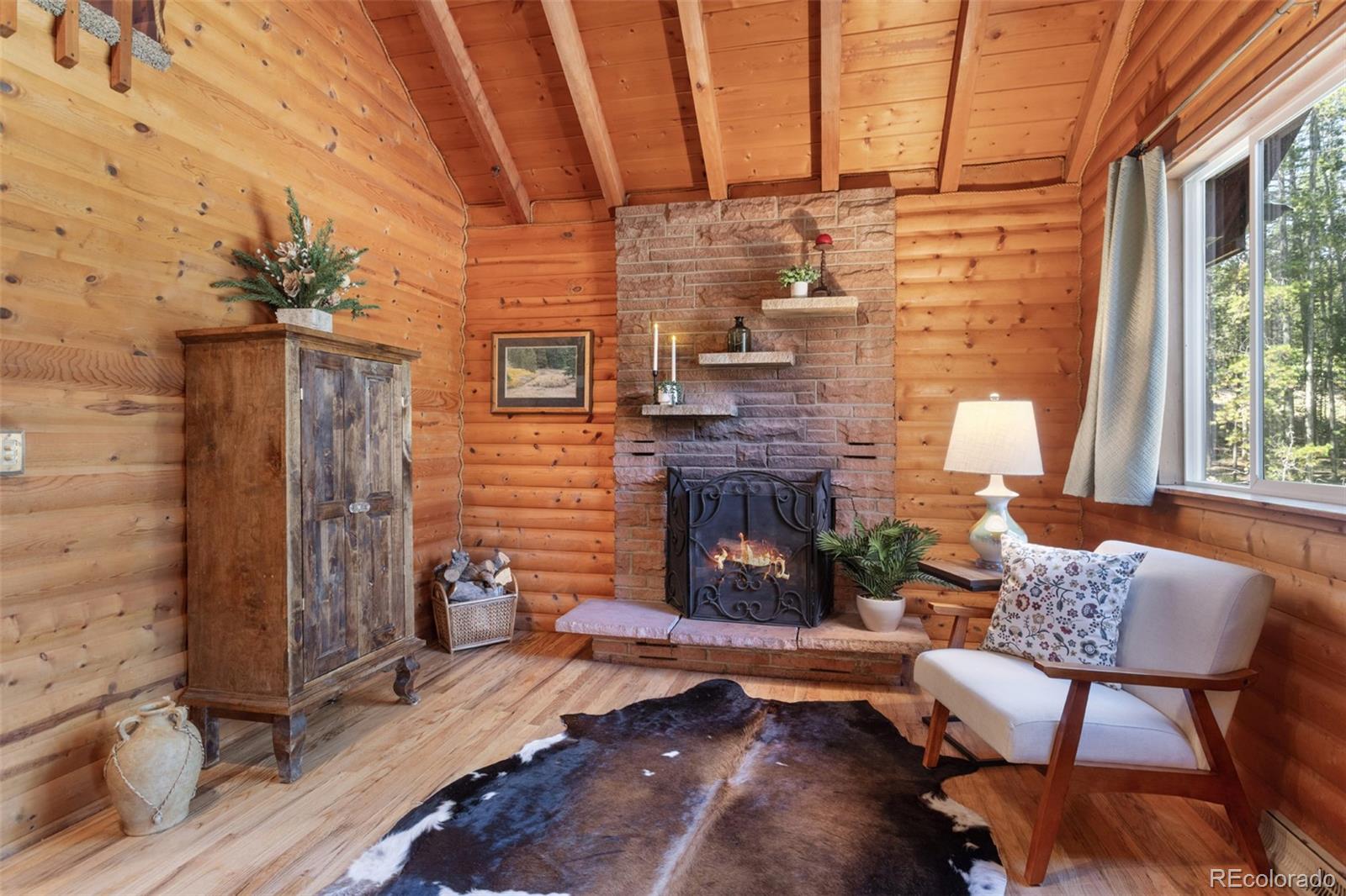 9061  rex lane, Conifer sold home. Closed on 2025-12-18 for $560,000.