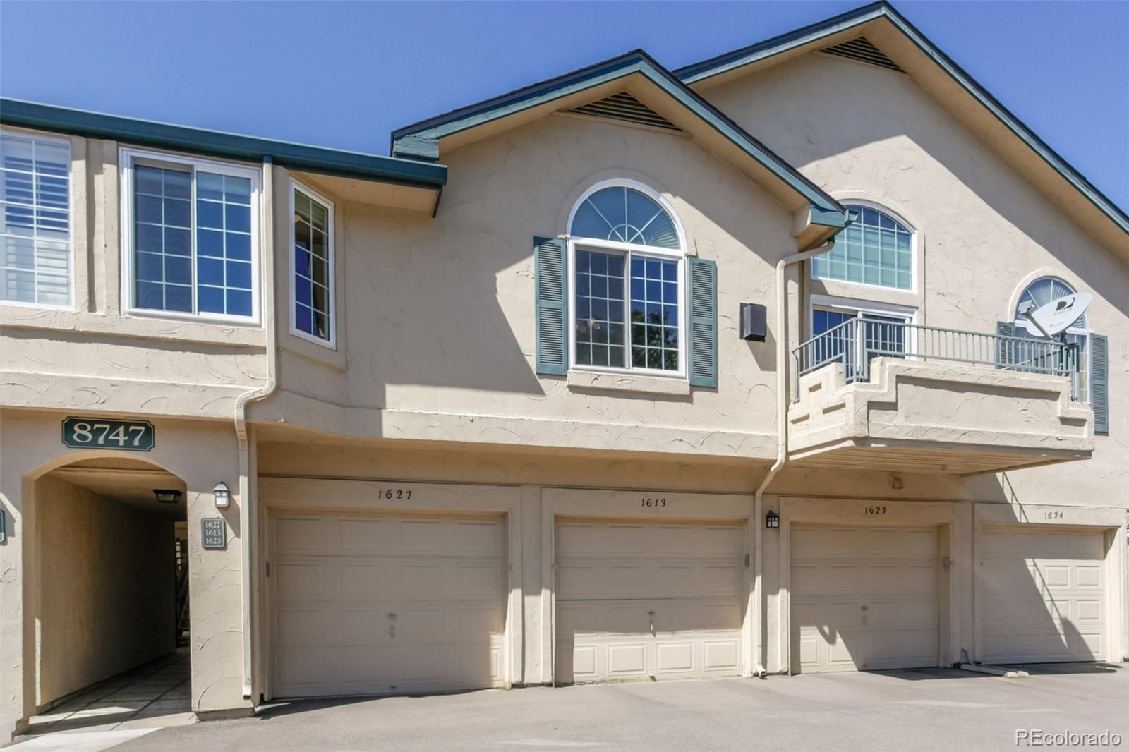 Saddle Ridge Englewood Condo / Townhome | MLS #: 26494648747 E Dry Creek Road 1627, Englewood Beds: 2 Baths: 2 Price: $309,000