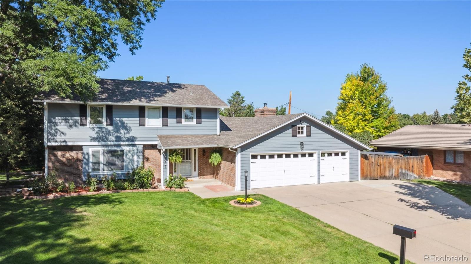 Columbine Knolls Littleton Home | MLS #: 28539406951 S Harlan Court, Littleton Beds: 4 Baths: 3 Price: $974,900