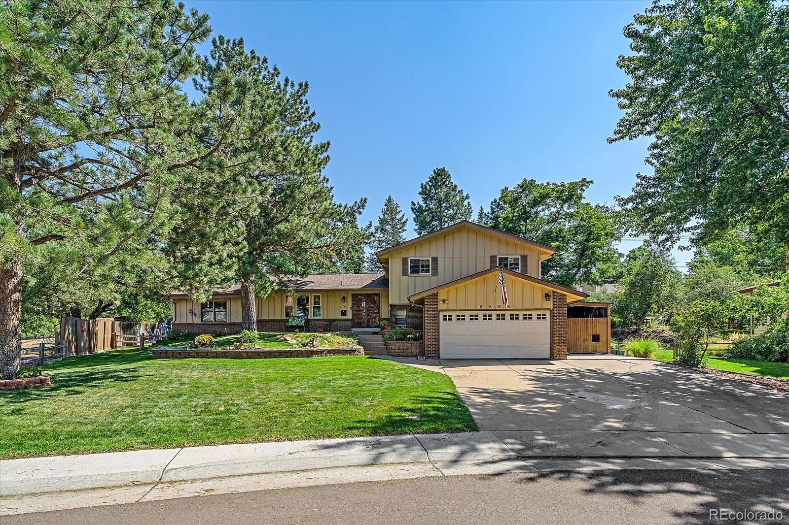 Walnut Hills Centennial Home | MLS #: 54025968866 E Easter Avenue, Centennial Beds: 4 Baths: 4 Price: $775,000