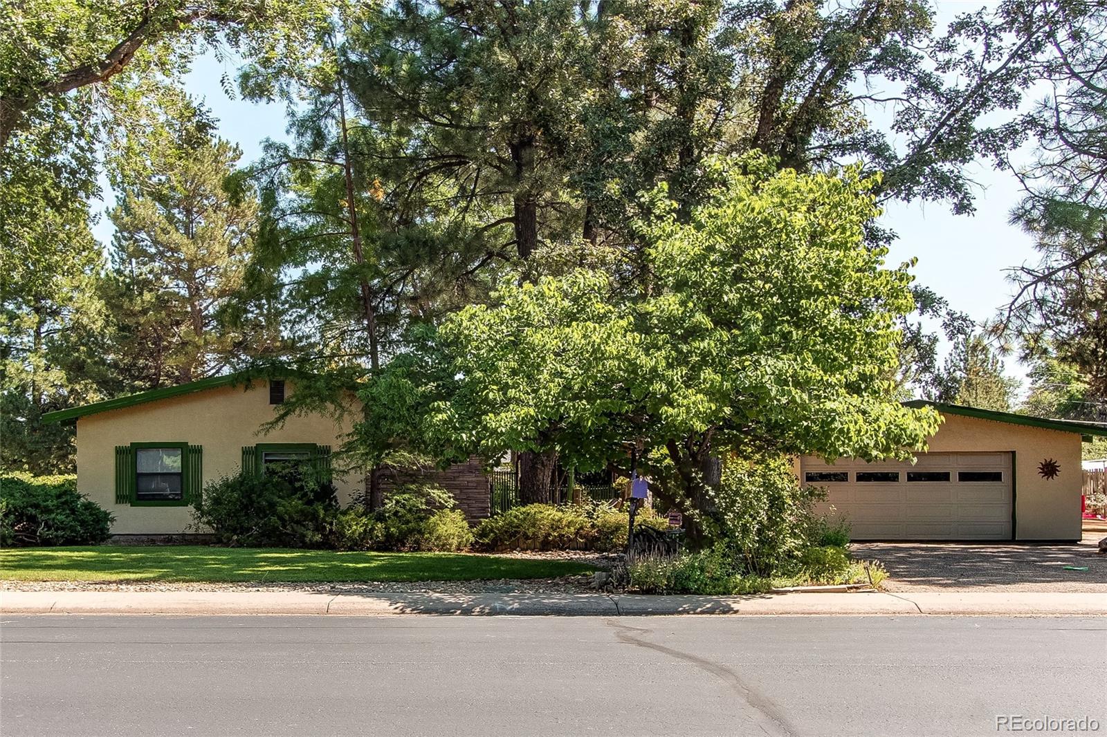 Belmar Lakewood Home | MLS #: 6506705710 S Dover Street, Lakewood Beds: 3 Baths: 2 Price: $450,000