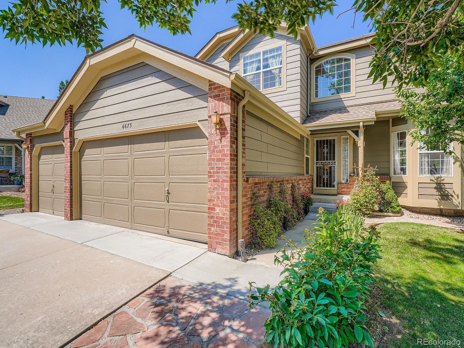  Lone Tree Home | MLS #: 38809946673  Tiger Paw , Lone Tree Beds: 6 Baths: 4 Price: $875,000