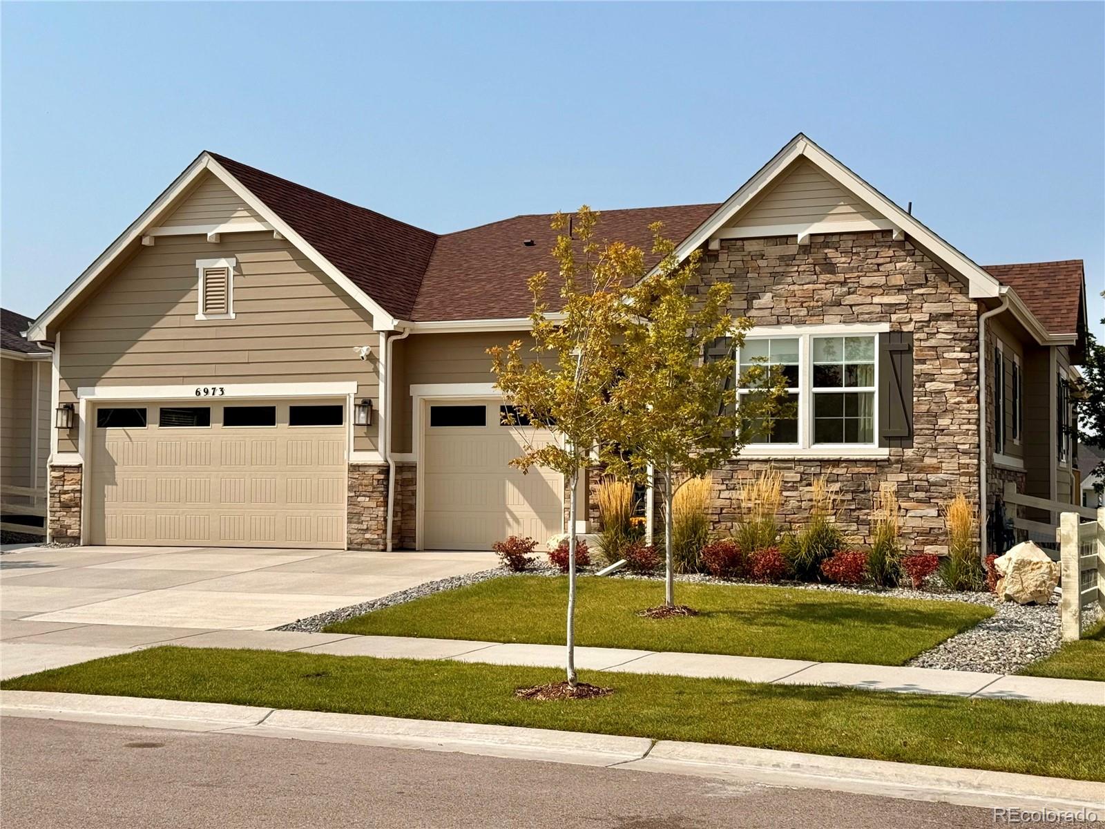 Southshore Aurora Home | MLS #: 97744536973 S Waterloo Way, Aurora Beds: 4 Baths: 5 Price: $1,138,000