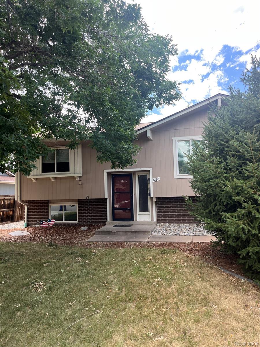 Hallcrafts Centennial Home | MLS #: 98860177405 E Fremont Drive, Centennial Beds: 4 Baths: 2 Price: $479,900