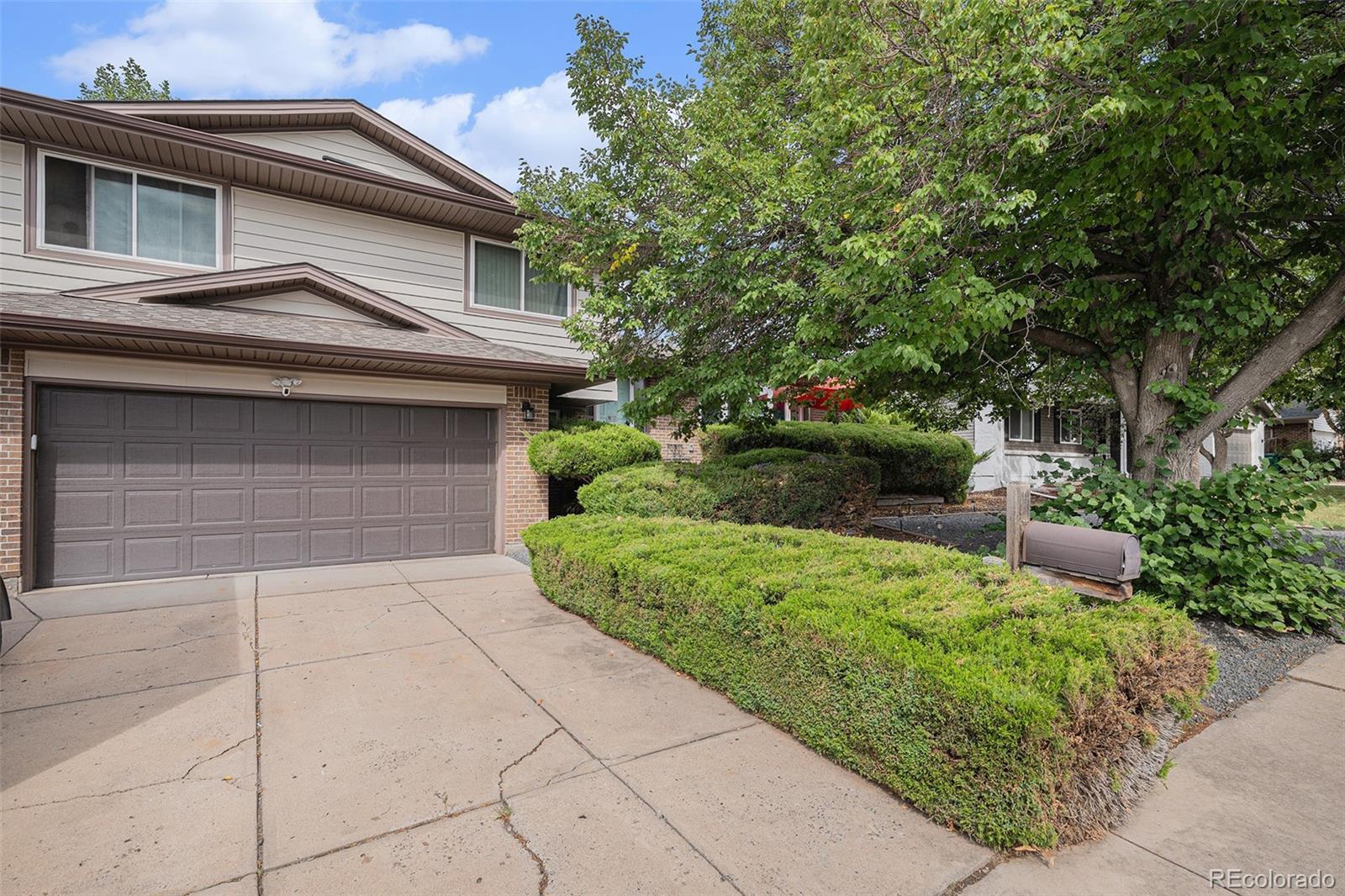 Hutchinson Heights Aurora Home | MLS #: 59604122644 S Pagosa Way, Aurora Beds: 4 Baths: 3 Price: $500,000