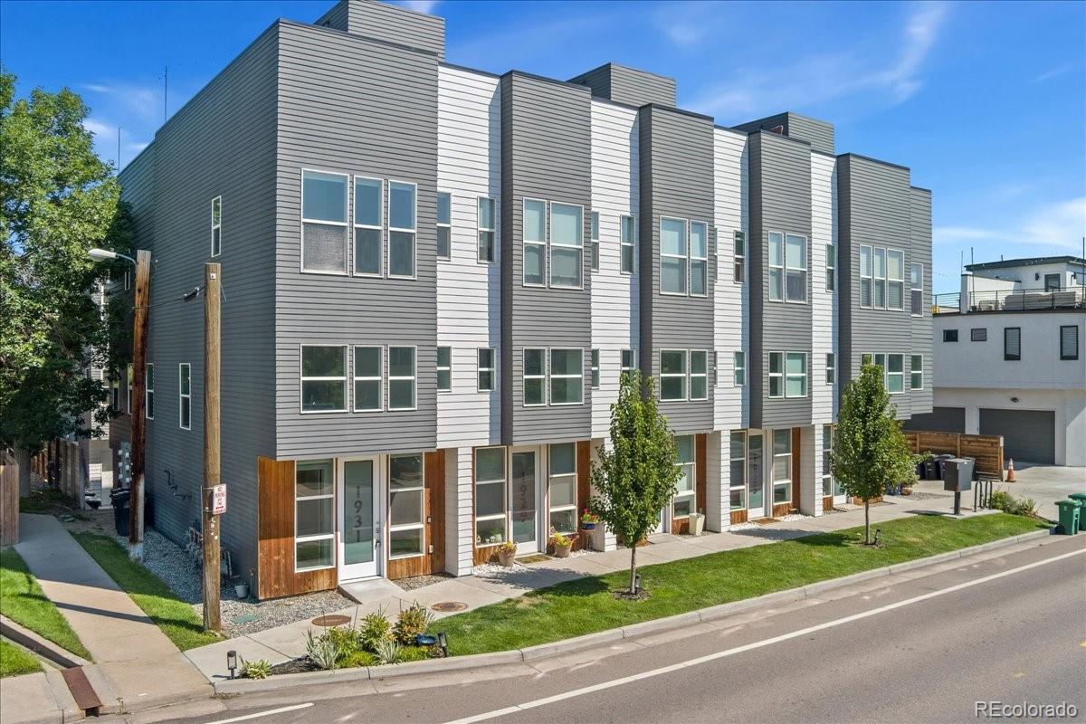 Highland Denver Condo / Townhome | MLS #: 60319131931 W 46th Avenue 12, Denver Beds: 2 Baths: 3 Price: $600,000