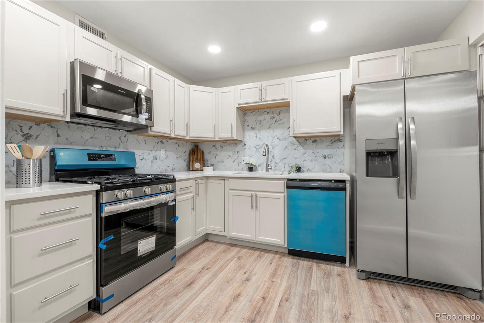 Hoffman Town Aurora Home | MLS #: 1666631818  Uvalda Street, Aurora Beds: 3 Baths: 2 Price: $424,900