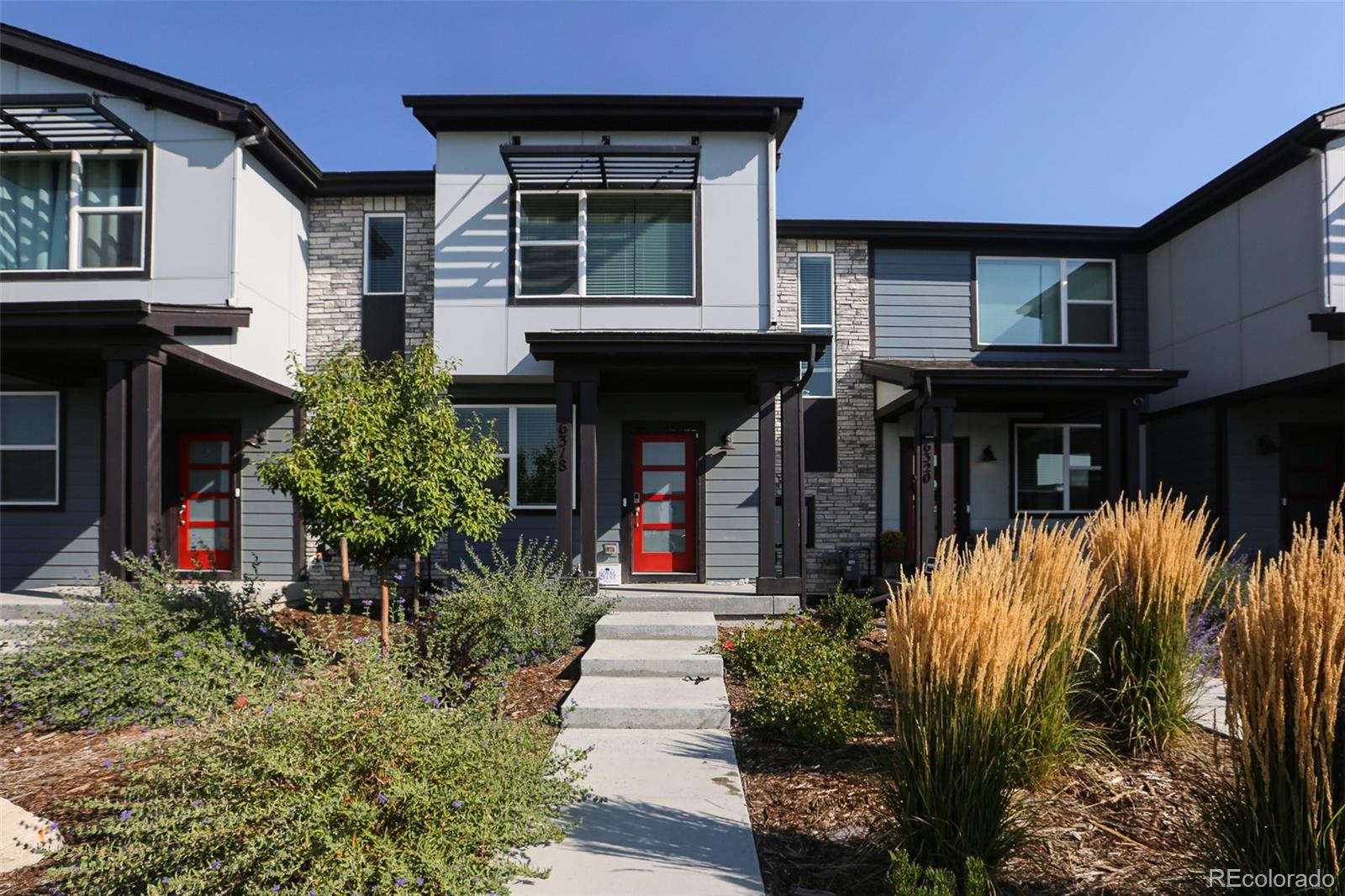 Painted Prairie Aurora Condo / Townhome | MLS #: 87523276318 N Lisbon Street , Aurora Beds: 3 Baths: 3 Price: $400,000
