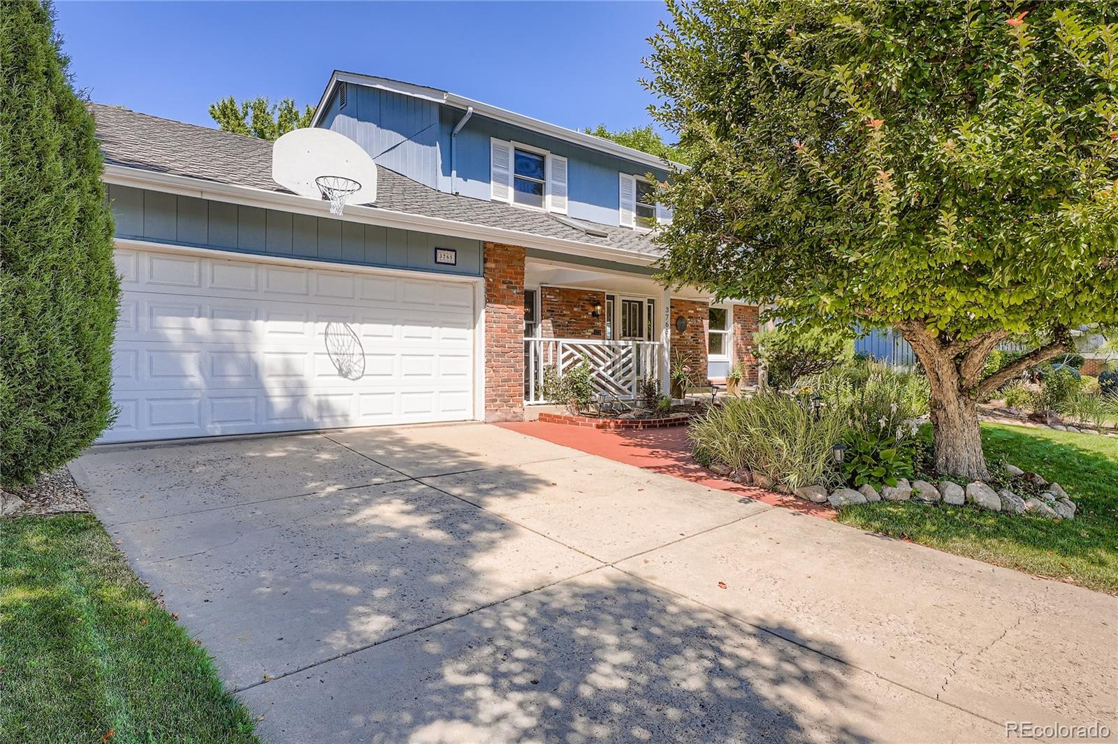 The Knolls Centennial Home | MLS #: 22092453765 E Easter Drive, Centennial Beds: 4 Baths: 3 Price: $900,000