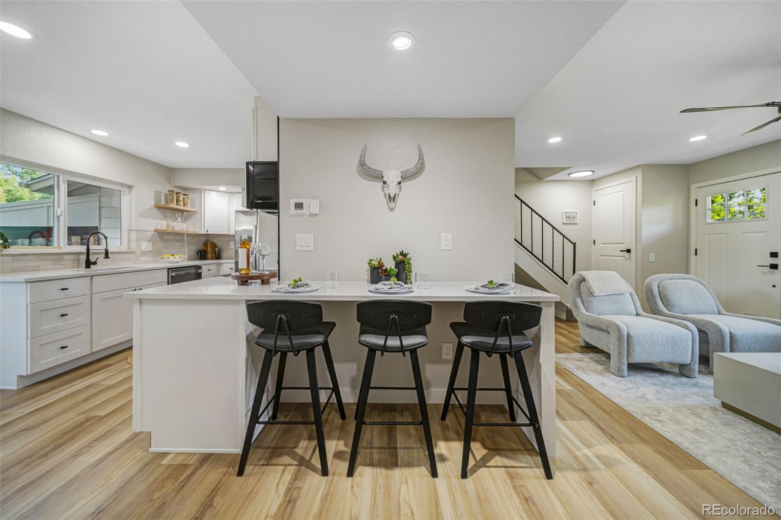 Hallcrafts Village East Aurora Condo / Townhome | MLS #: 323773013022 E Kansas Place , Aurora Beds: 3 Baths: 3 Price: $369,900