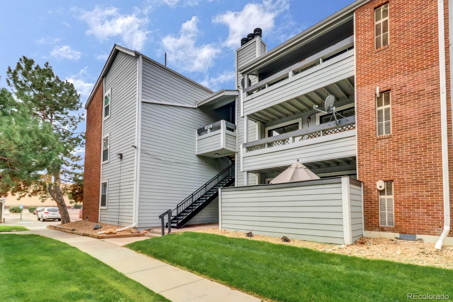 Cherry Grove East Aurora Condo / Townhome | MLS #: 199191414224 E 1st Drive B02, Aurora Beds: 3 Baths: 2 Price: $250,000