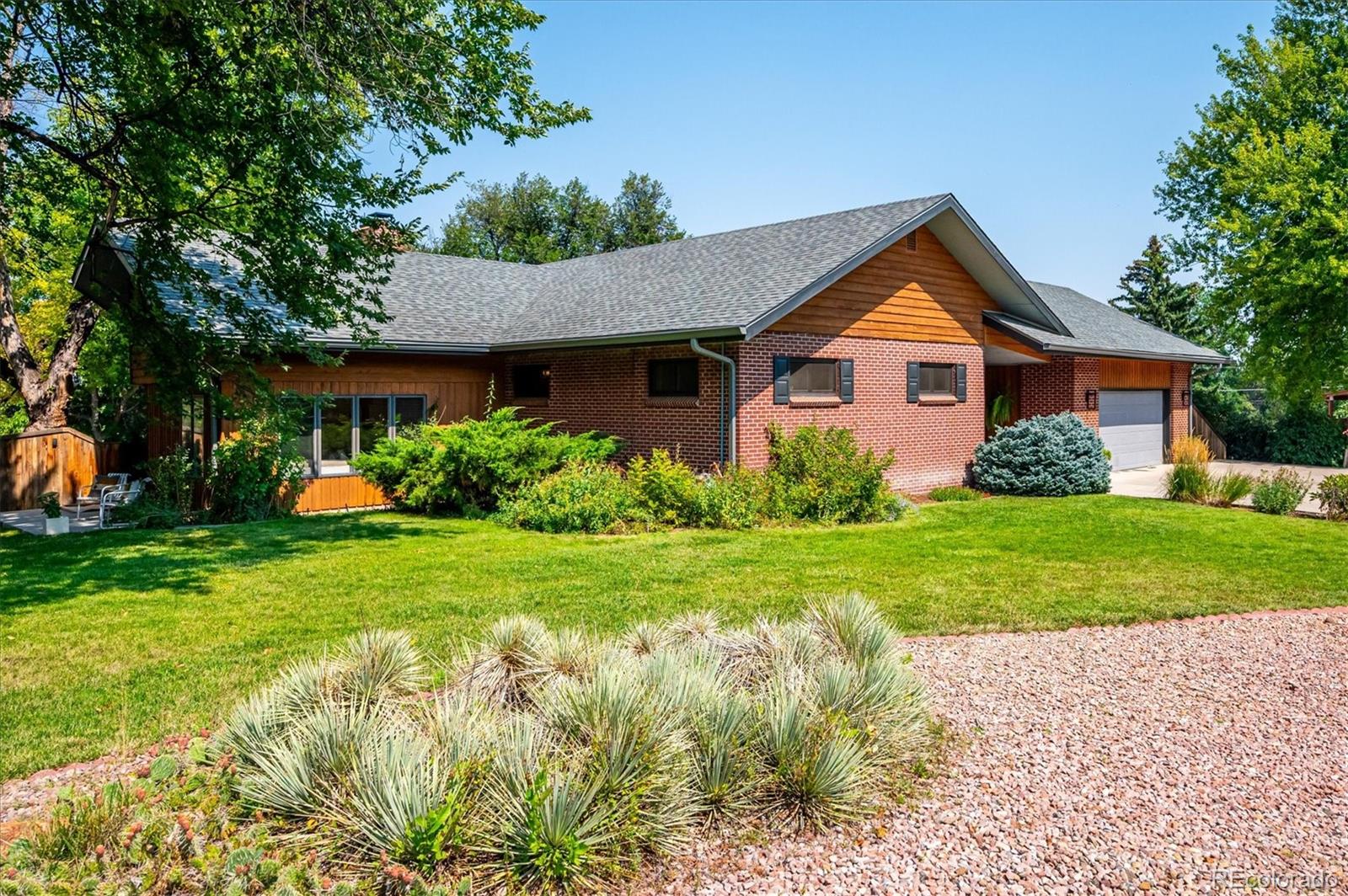 Applewood Mesa Golden Home | MLS #: 621645814090  Crabapple Place, Golden Beds: 5 Baths: 6 Price: $2,200,000