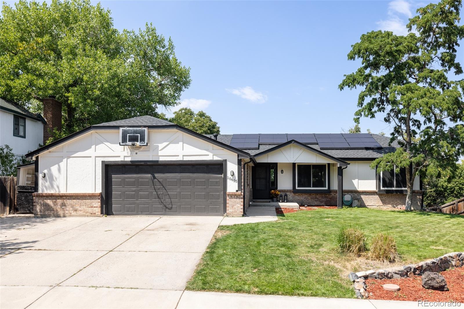 Foothill Green Littleton Home | MLS #: 551729110655 W Berry Drive, Littleton Beds: 4 Baths: 3 Price: $650,000