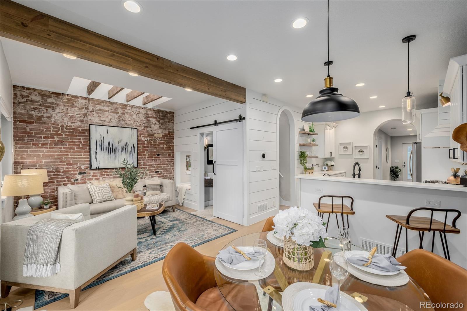 3744  mariposa street, Denver sold home. Closed on 2025-10-28 for $830,000.