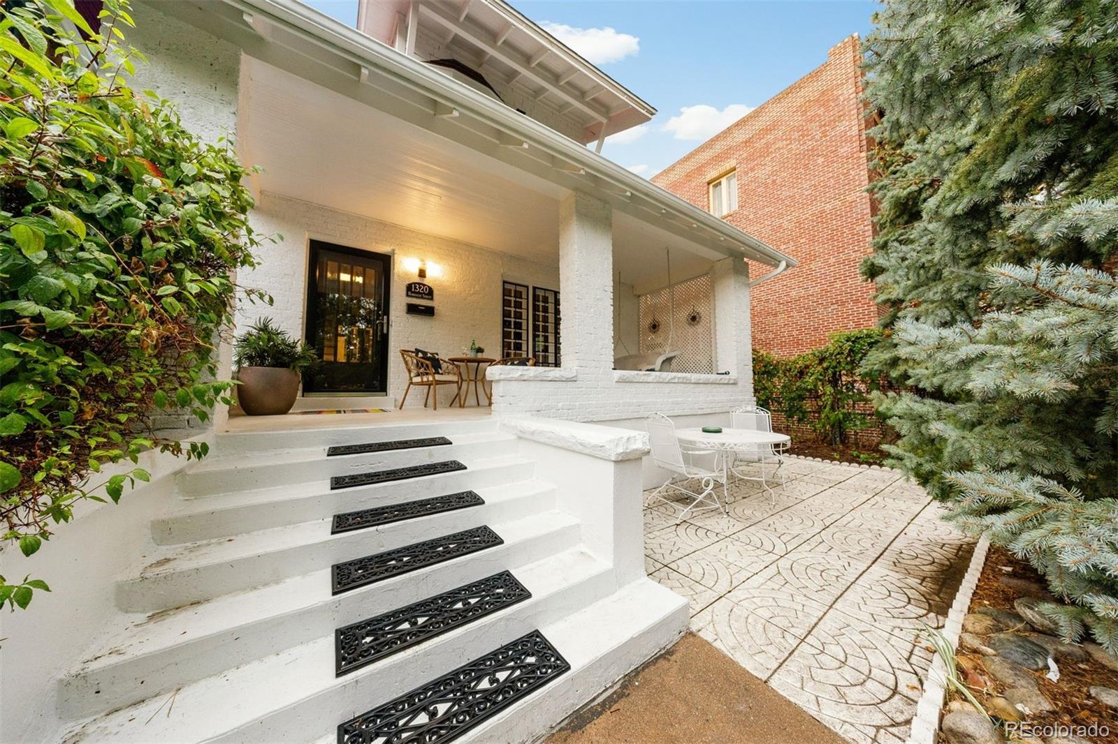 1320 n humboldt street, Denver sold home. Closed on 2025-10-15 for $935,000.
