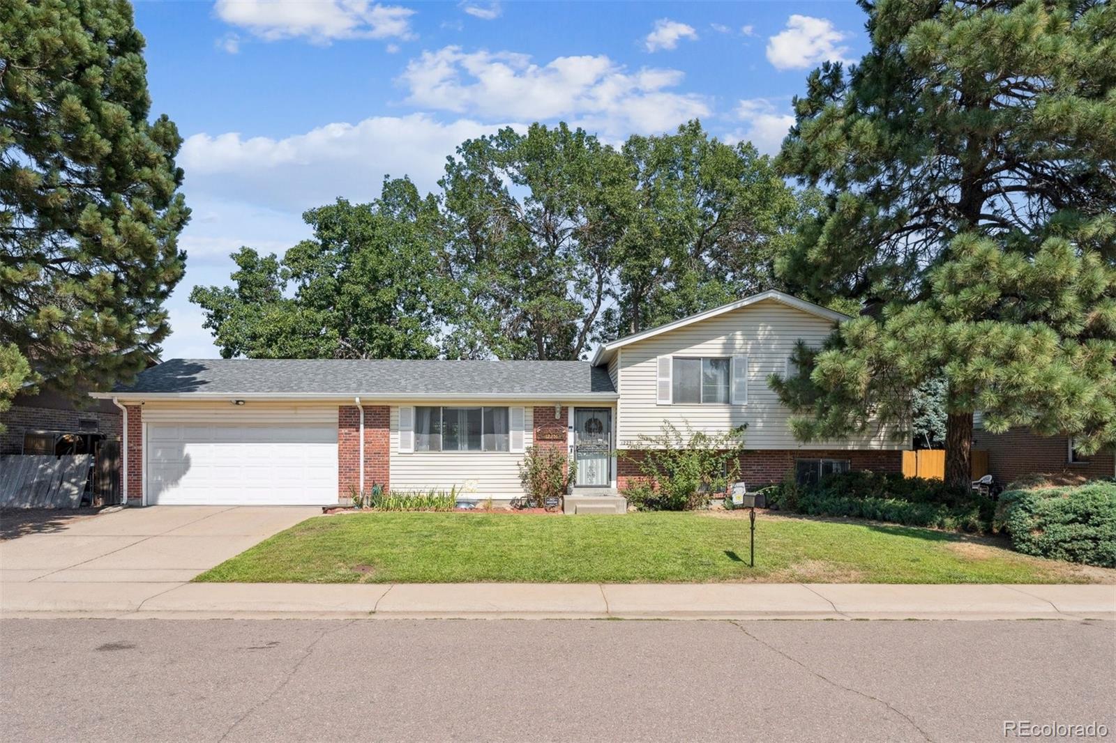 Montbello Denver Home | MLS #: 628489012251 E Stoll Place, Denver Beds: 3 Baths: 3 Price: $440,000
