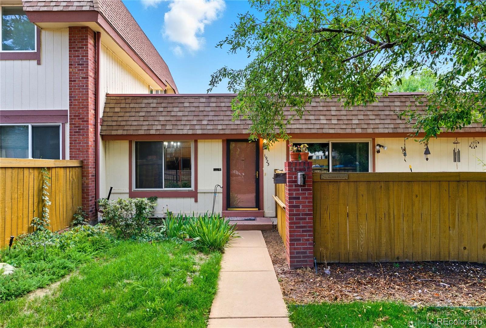 Parkside Thornton Condo / Townhome | MLS #: 86849491923 W 101st Avenue , Thornton Beds: 3 Baths: 2 Price: $304,900