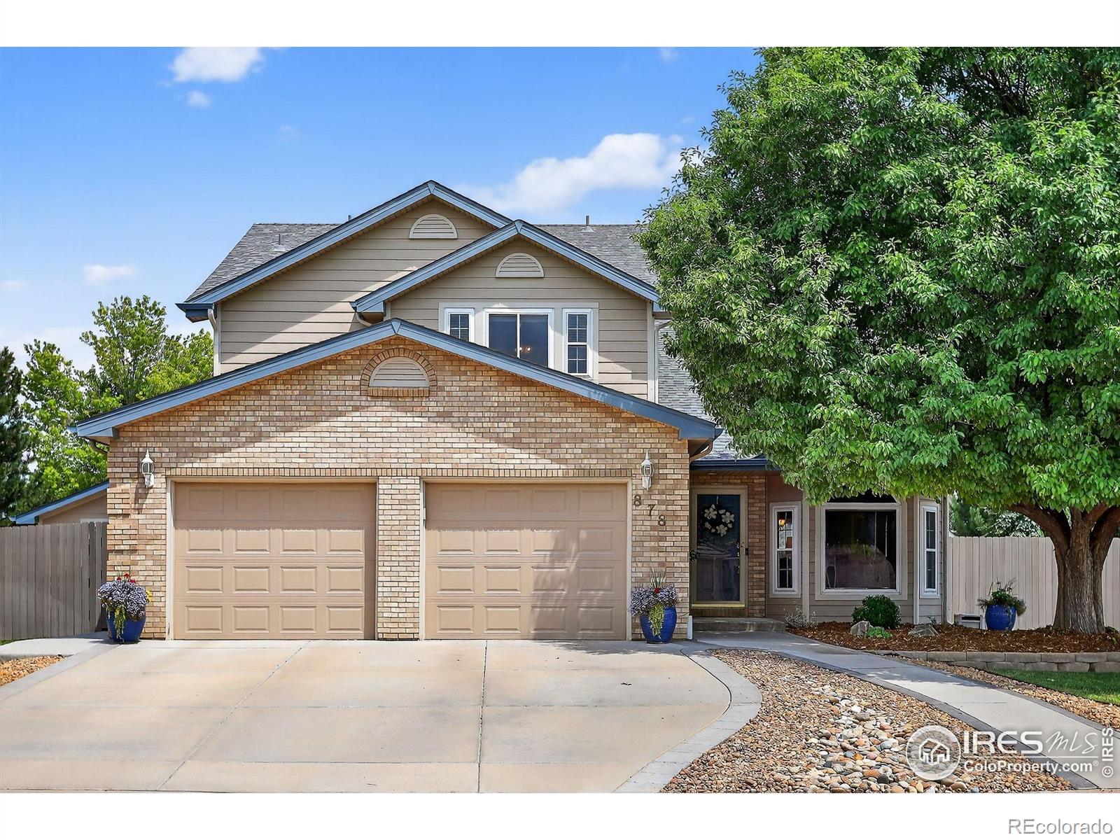 878 s 14th avenue, Brighton sold home. Closed on 2025-10-09 for $593,800.