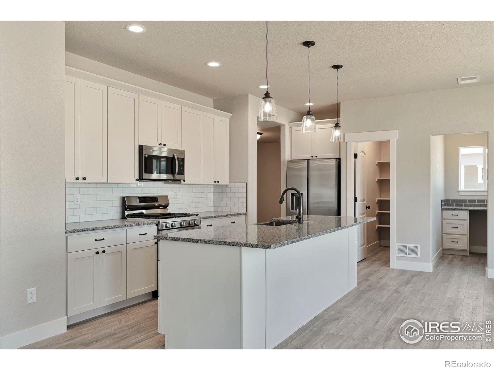  Frederick Home | MLS #: 45678910432619046  Harlequin Circle, Frederick Beds: 3 Baths: 3 Price: $685,000
