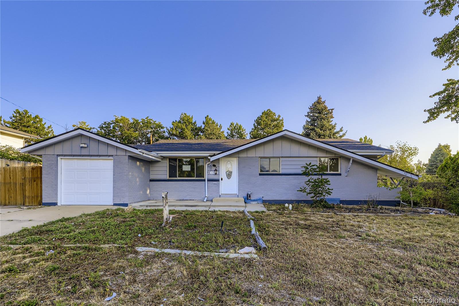 Heftler Homes Northglenn Home | MLS #: 82594551323 W 103rd Place, Northglenn Beds: 5 Baths: 2 Price: $400,000