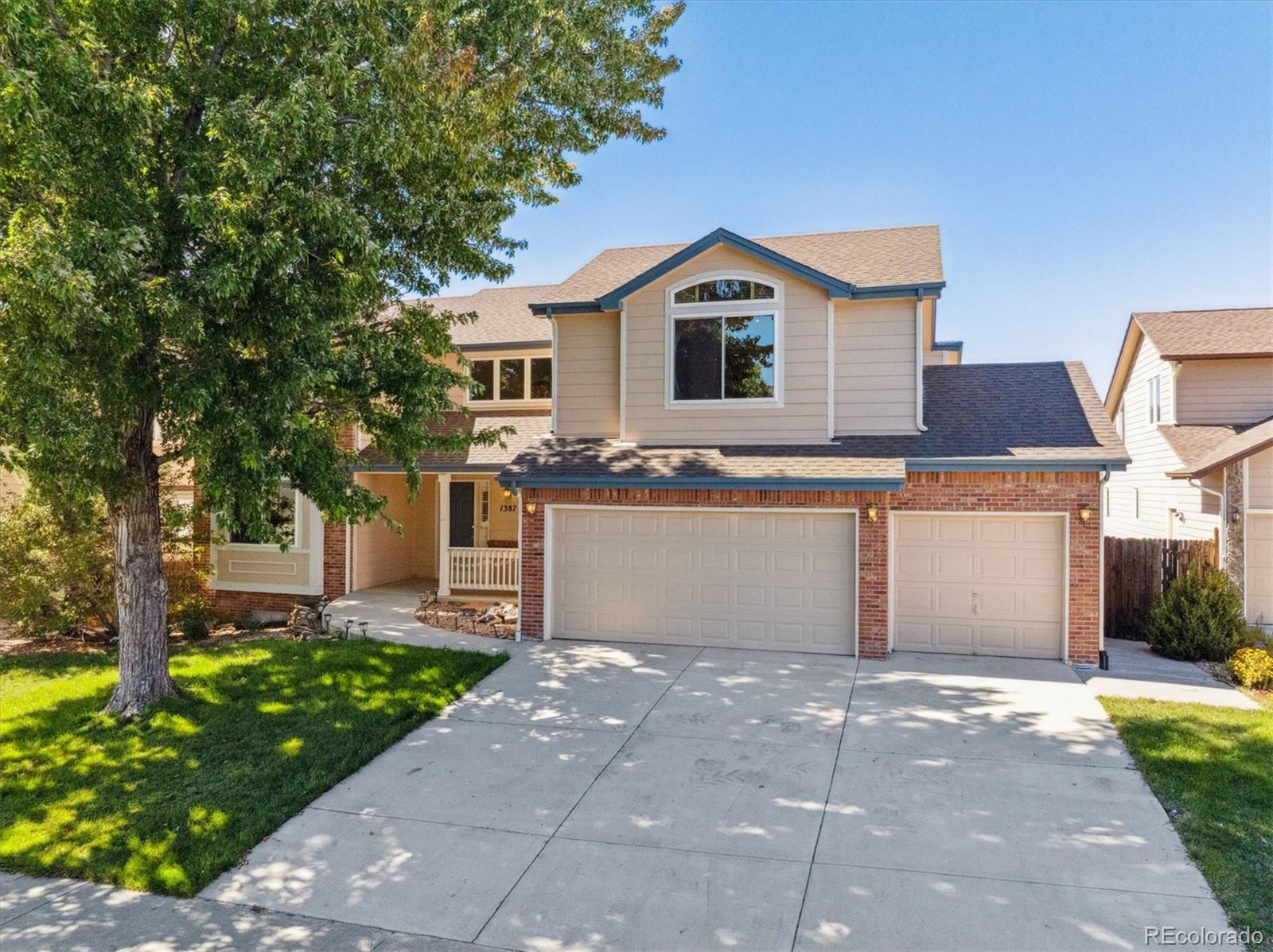 Woodlands Castle Rock Home | MLS #: 56224951387  Fox Canyon Lane, Castle Rock Beds: 4 Baths: 4 Price: $650,000