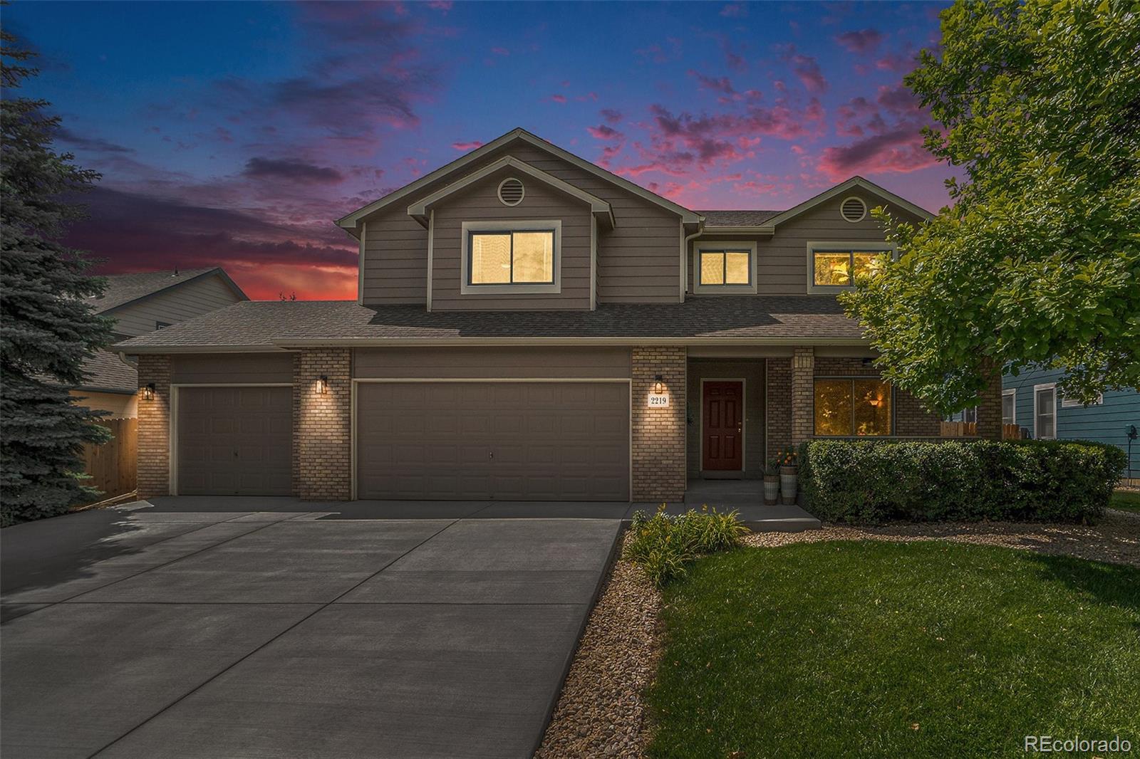 2219  silver oaks drive, Fort Collins sold home. Closed on 2025-10-16 for $699,900.