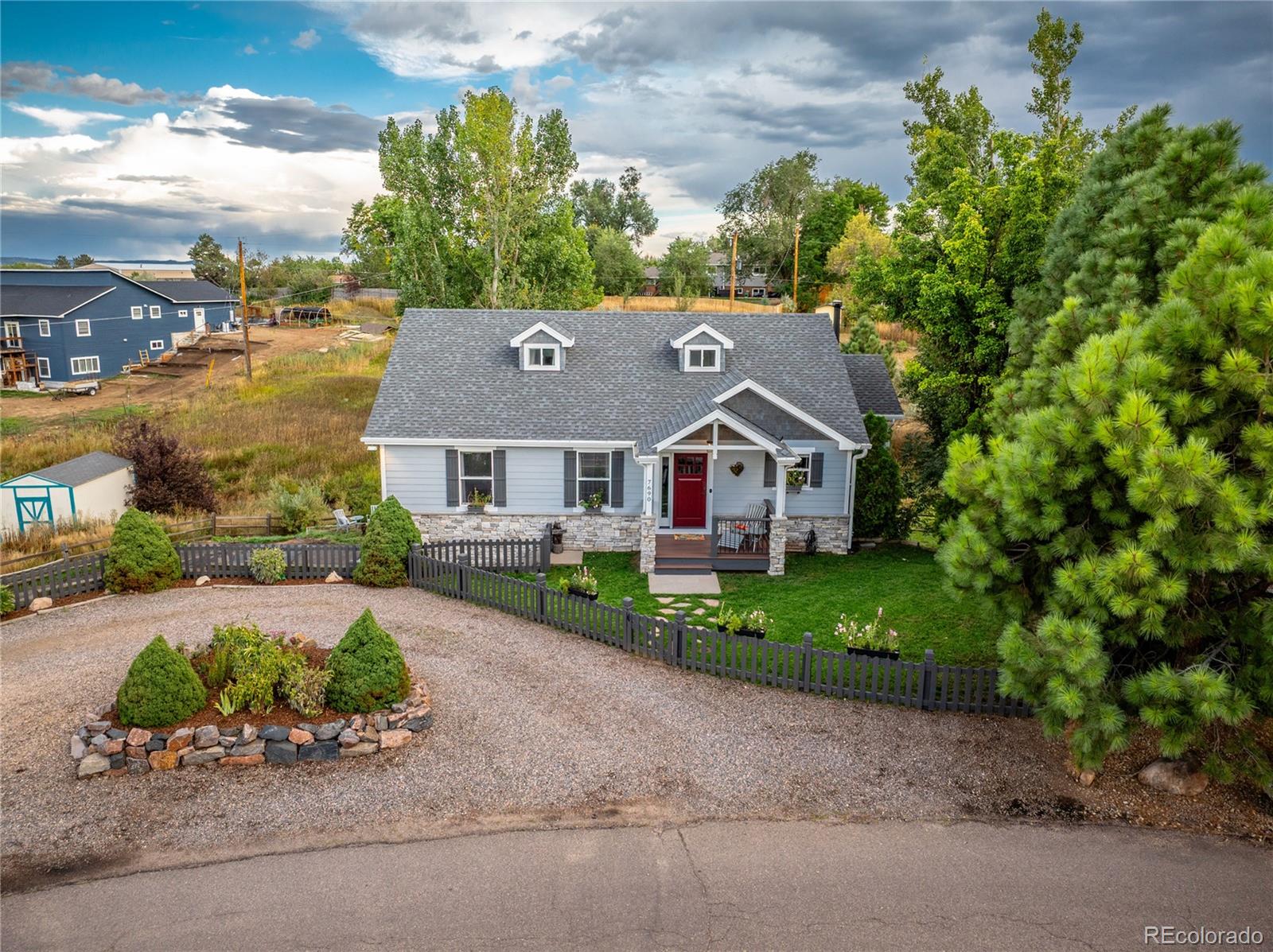Meadowbrook Heights Littleton Home | MLS #: 77467057690 W Massey Drive, Littleton Beds: 5 Baths: 4 Price: $785,000