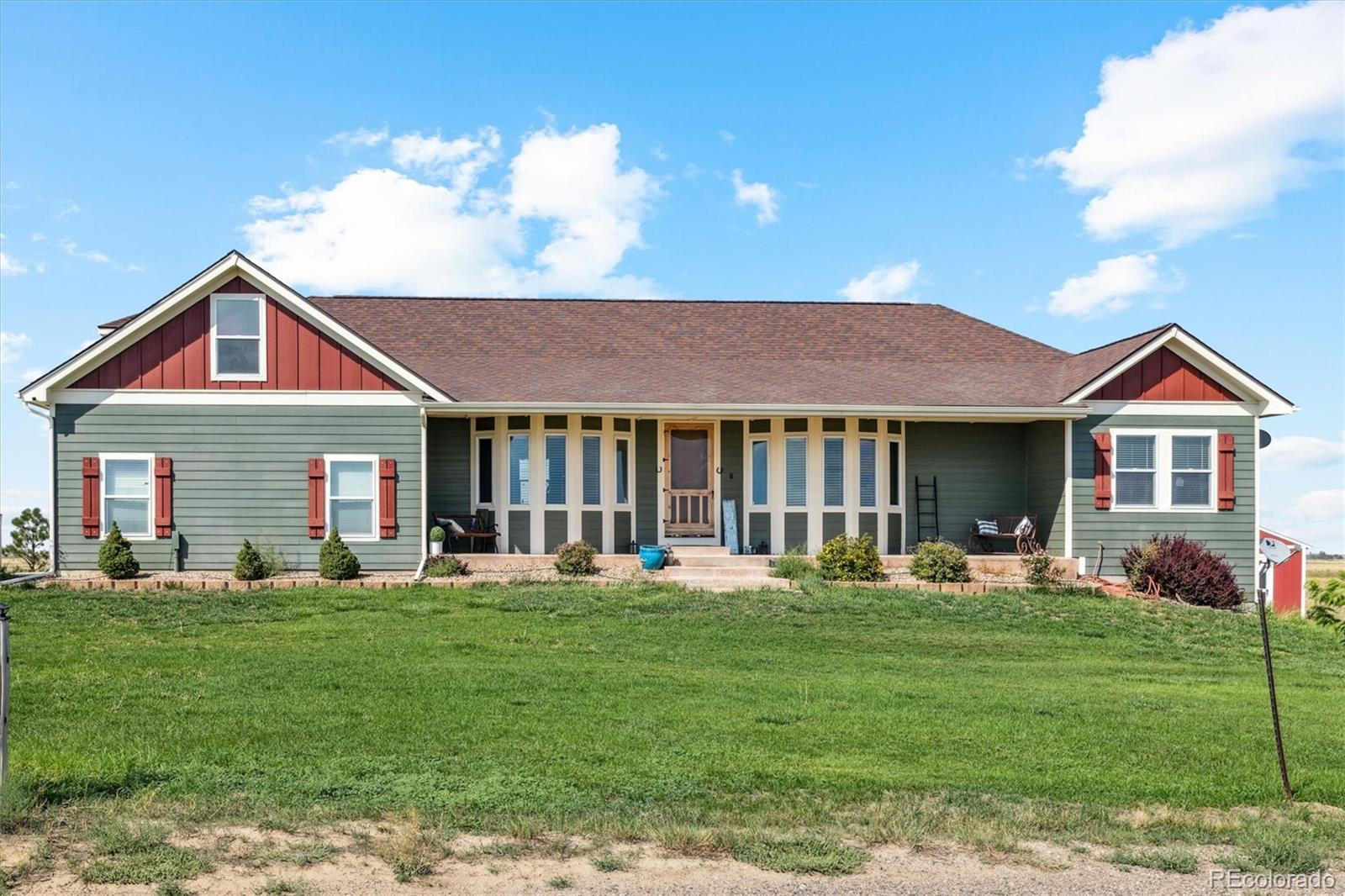  Strasburg Home | MLS #: 751009254333 E County Road 26 , Strasburg Beds: 5 Baths: 4 Price: $899,900