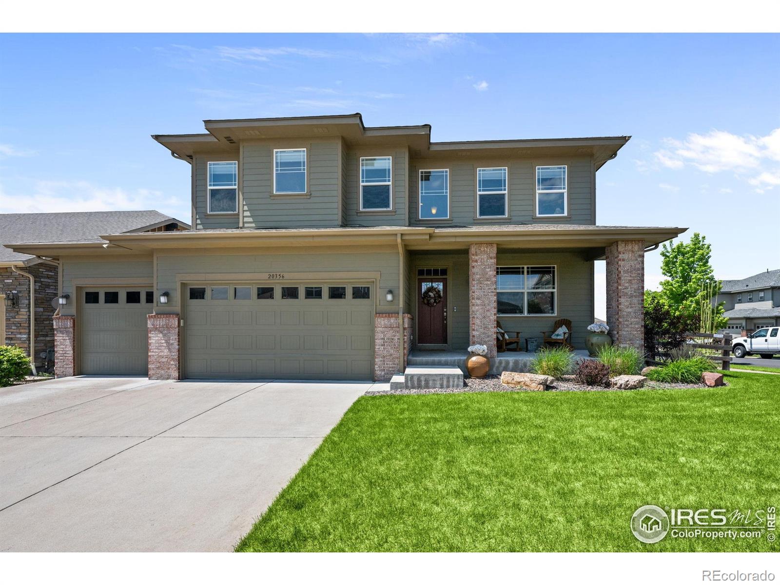 Pine Bluffs Parker Home | MLS #: 456789104336620356 E Shady Ridge Road, Parker Beds: 5 Baths: 6 Price: $844,000