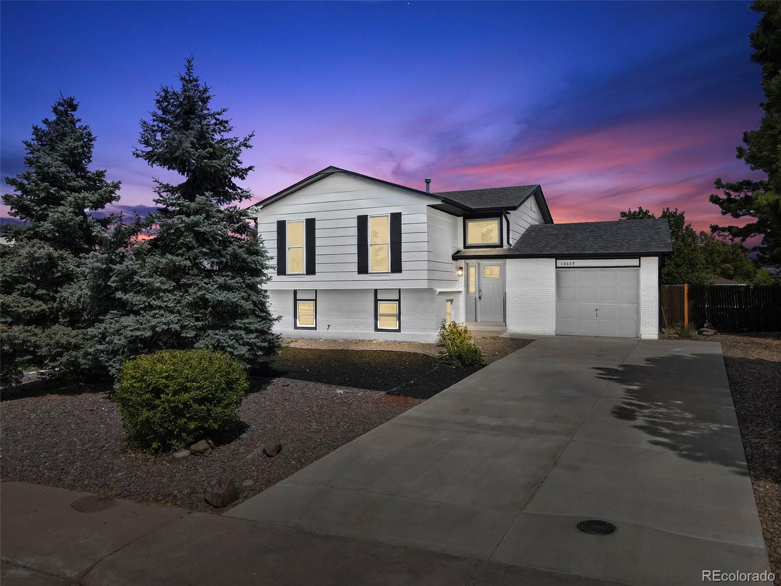 Stone Ridge Park Aurora Home | MLS #: 957425518609 E Colorado Drive, Aurora Beds: 4 Baths: 2 Price: $475,000