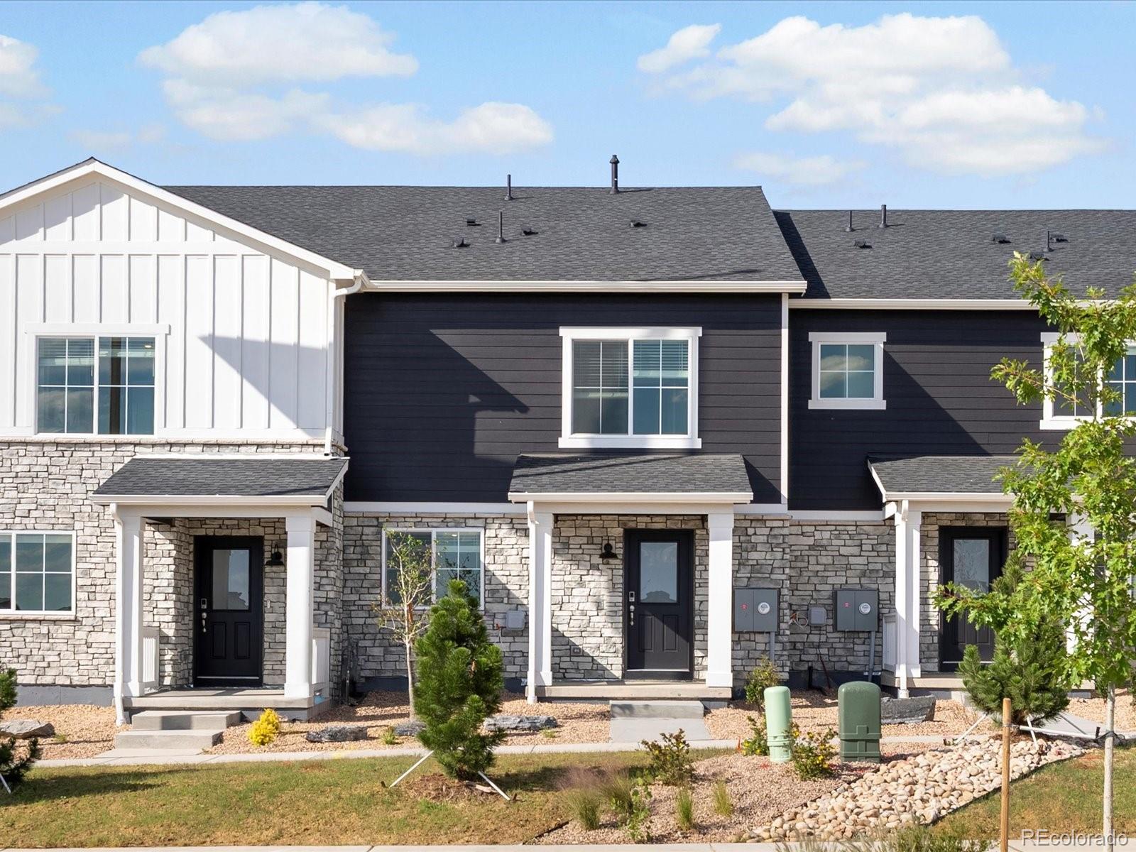 High Point Aurora Home | MLS #: 995502821117 E 65th Avenue, Aurora Beds: 3 Baths: 3 Price: $416,990