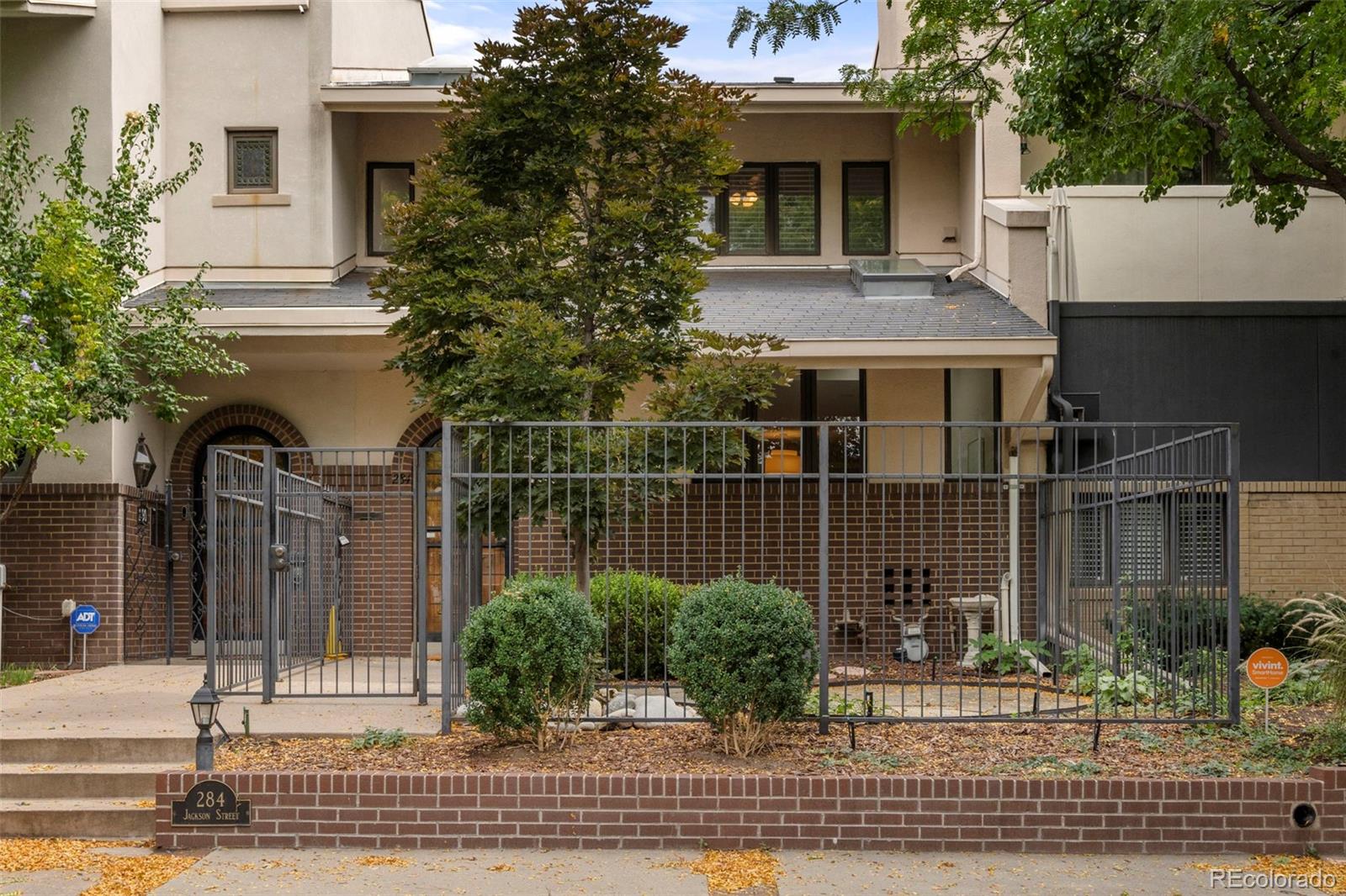 Cherry Creek North Denver Condo / Townhome | MLS #: 6312660284 N Jackson Street , Denver Beds: 3 Baths: 4 Price: $1,075,000