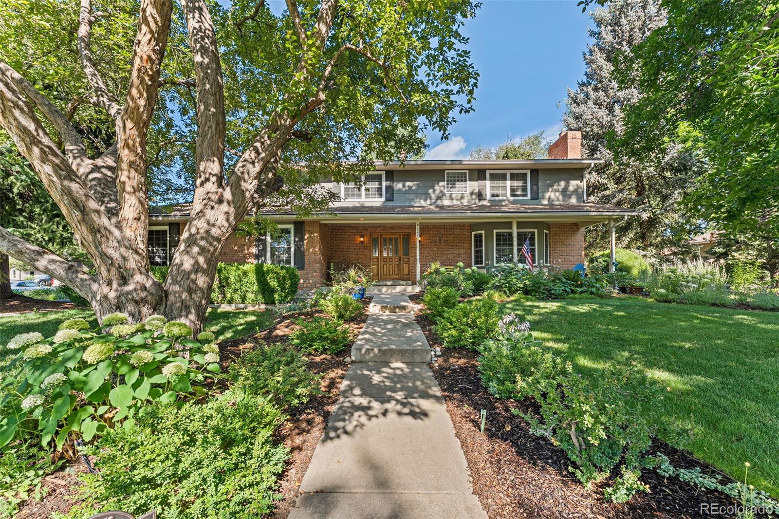 6127 s coventry lane, Littleton sold home. Closed on 2026-05-08 for $1,147,000.