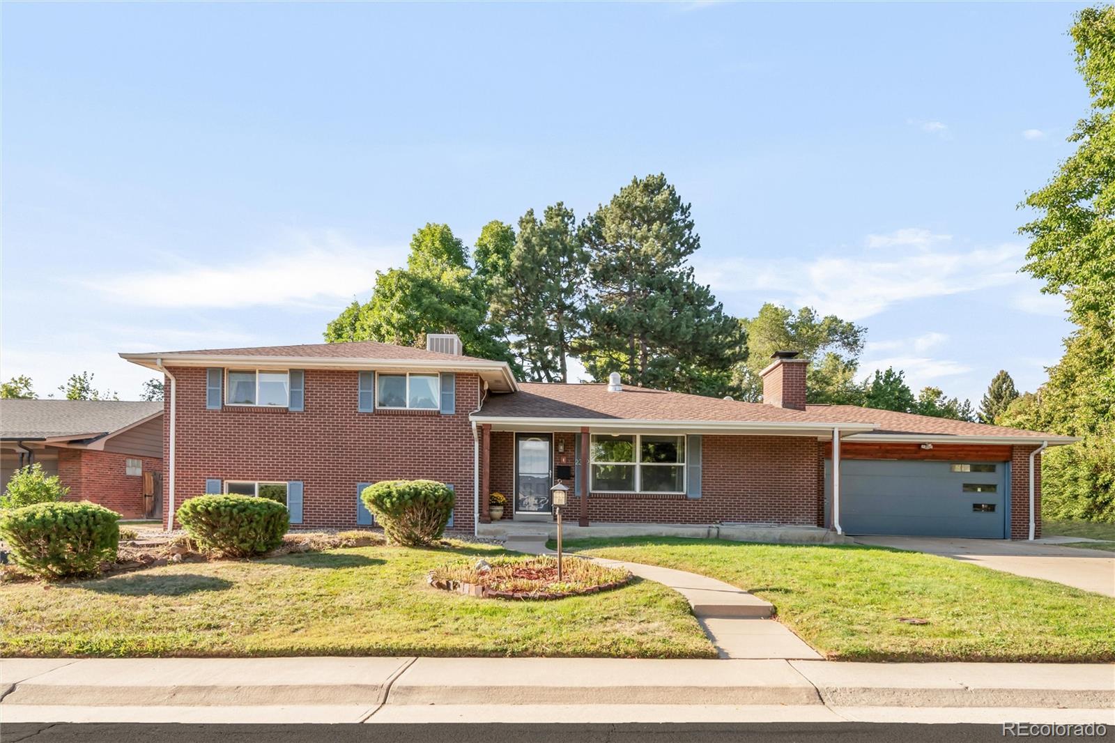 Holly Hills Denver Home | MLS #: 21483892332 S Leyden Street, Denver Beds: 5 Baths: 3 Price: $795,000
