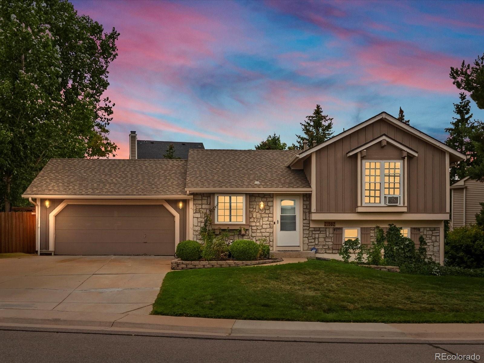 Parkborough Centennial Home | MLS #: 252626221502 E Powers Circle, Centennial Beds: 3 Baths: 2 Price: $425,000