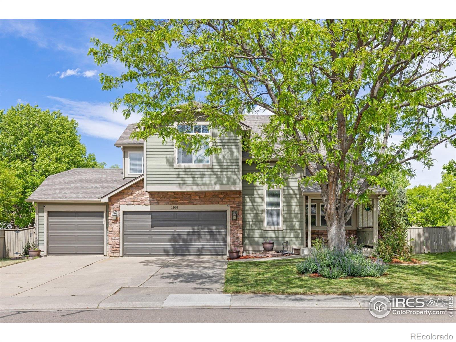Meadowview Longmont Home | MLS #: 45678910436931104  Chestnut Drive, Longmont Beds: 4 Baths: 4 Price: $745,000