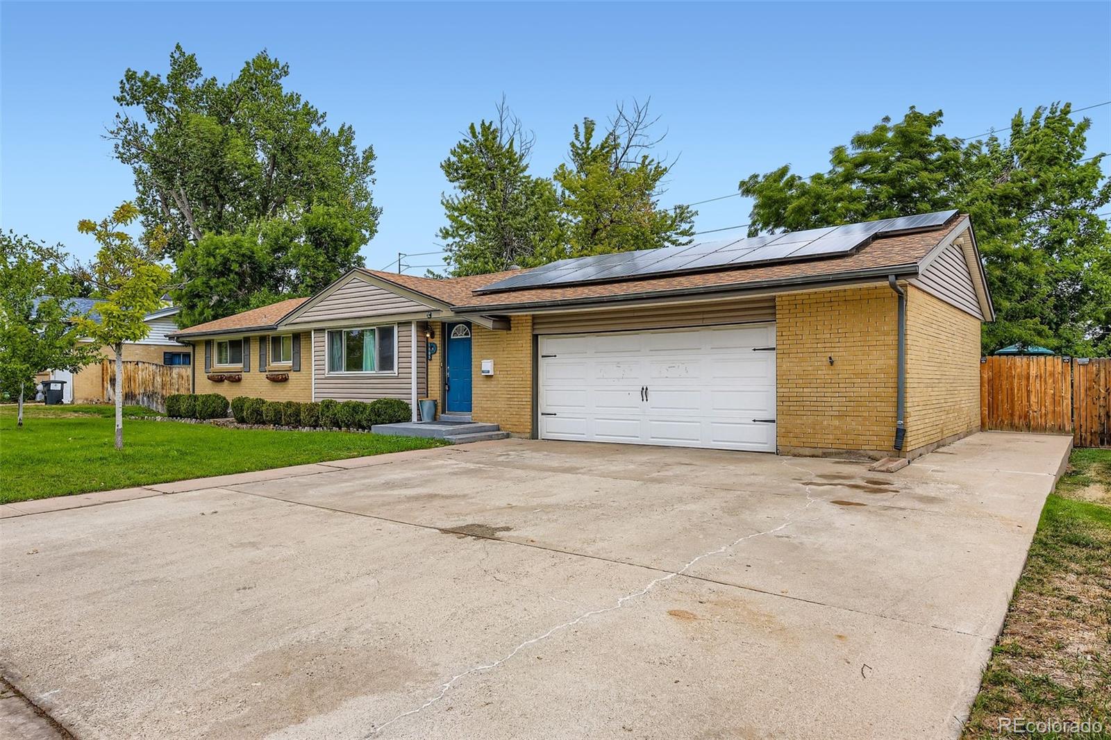 Broadway Estates Centennial Home | MLS #: 25353781805 E Panama Drive, Centennial Beds: 4 Baths: 2 Price: $550,000