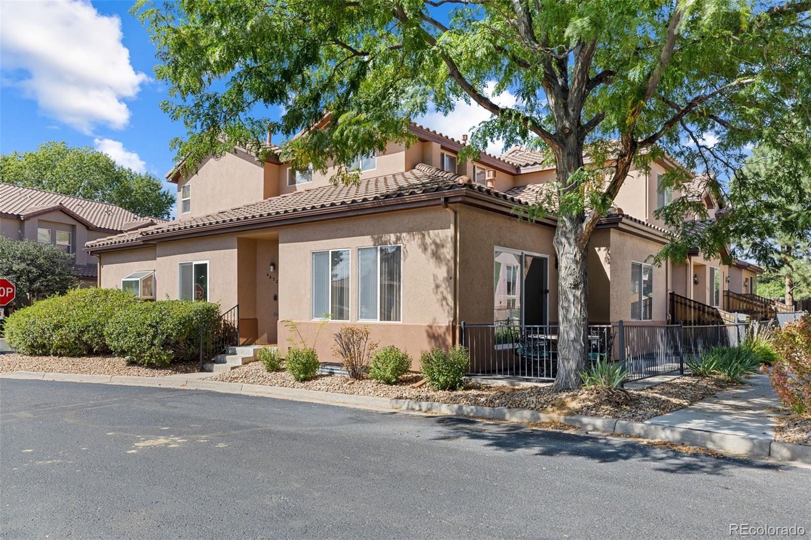 Cherry Creek Pointe Aurora Condo / Townhome | MLS #: 35036814472 S Auckland Court , Aurora Beds: 3 Baths: 3 Price: $395,000