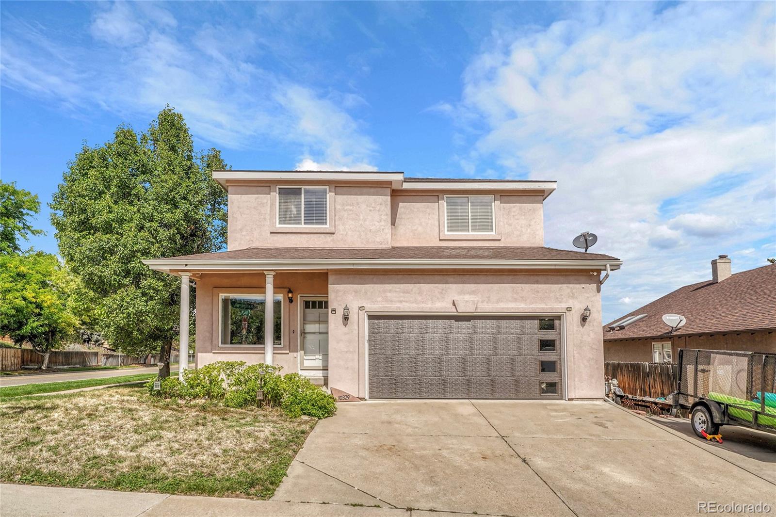 Roxborough Littleton Home | MLS #: 694649410329  Halleys Way, Littleton Beds: 4 Baths: 3 Price: $570,000