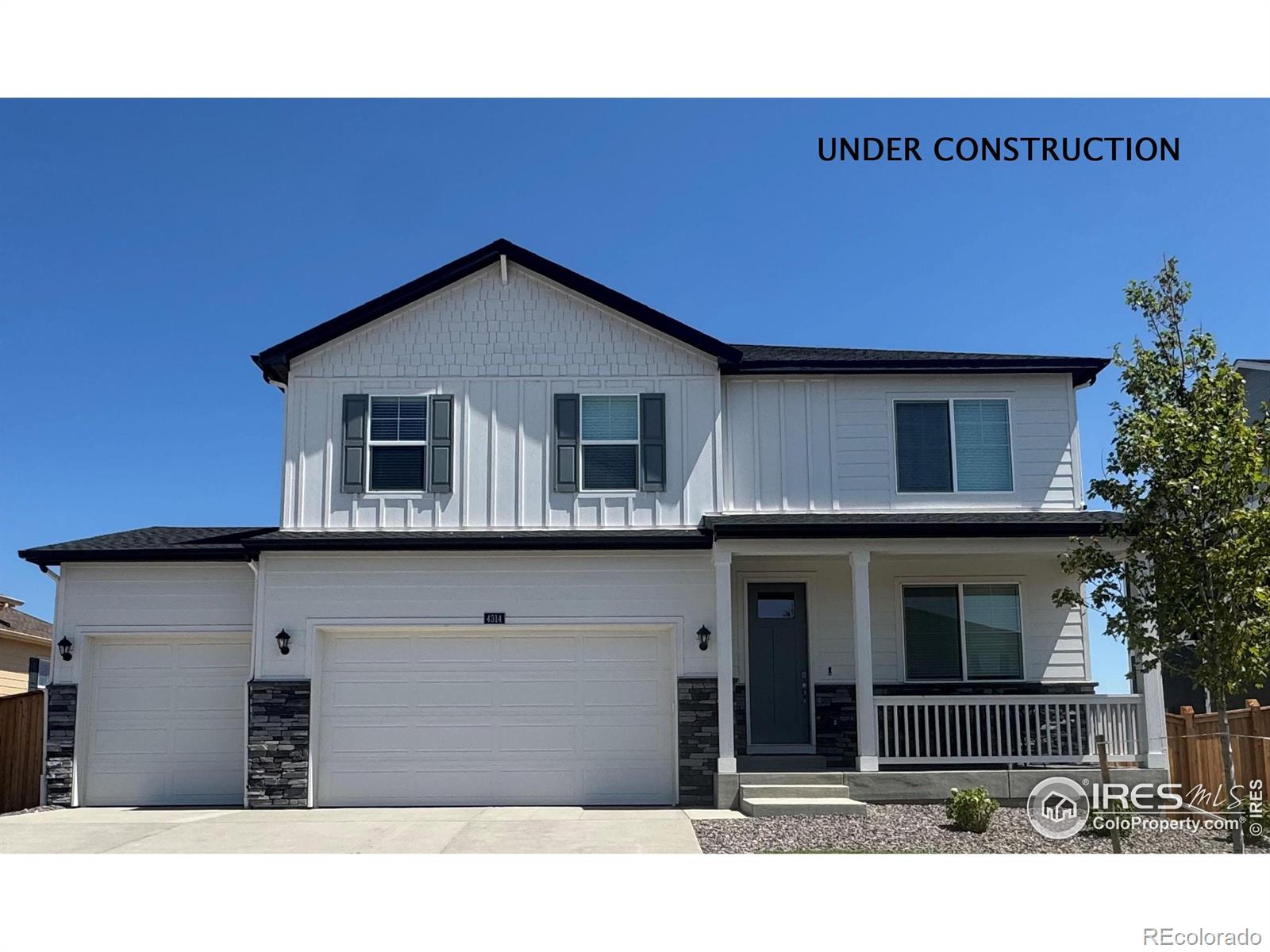 Lakeside Canyon Mead Home | MLS #: 456789104373713810  Quartz Street, Mead Beds: 5 Baths: 3 Price: $619,900