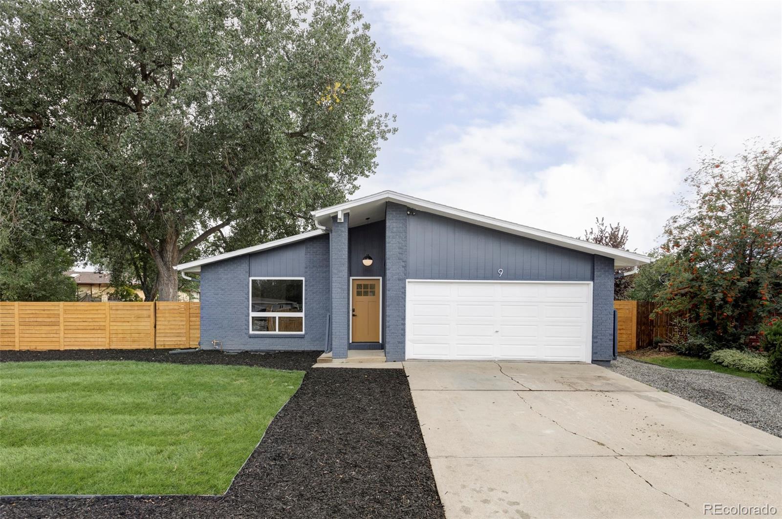 Southmoor Park Longmont Home | MLS #: 88763049  Seattle Lane, Longmont Beds: 5 Baths: 3 Price: $615,000