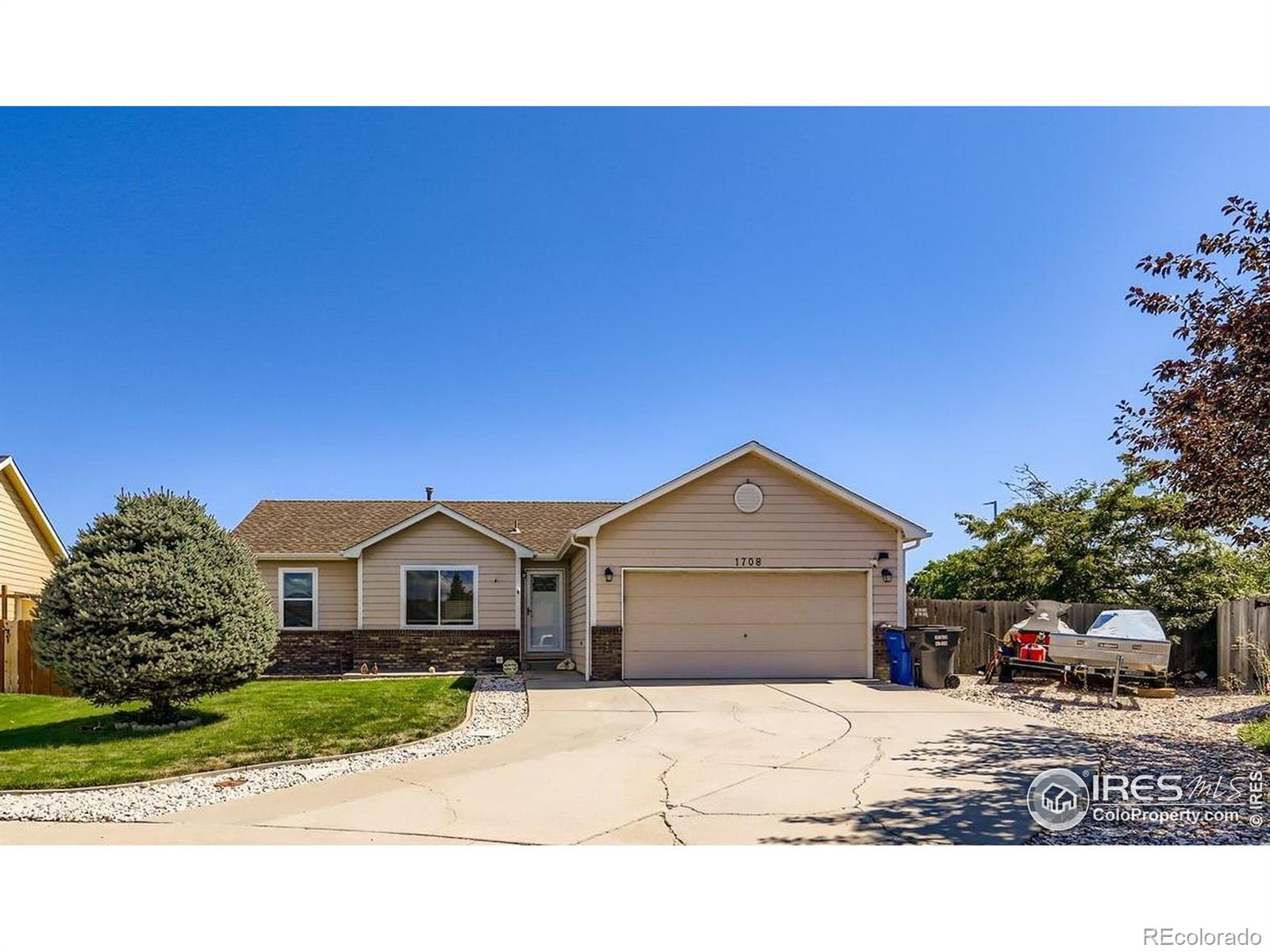 Country Club West 4th Fg Greeley Home | MLS #: 45678910437431708  51st Avenue, Greeley Beds: 5 Baths: 3 Price: $429,900