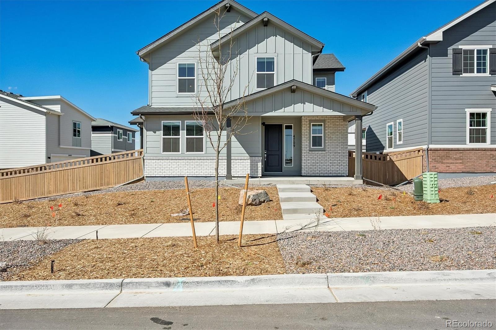 Windler Aurora Home | MLS #: 21979464709 N Valdai Court, Aurora Beds: 3 Baths: 3 Price: $524,990