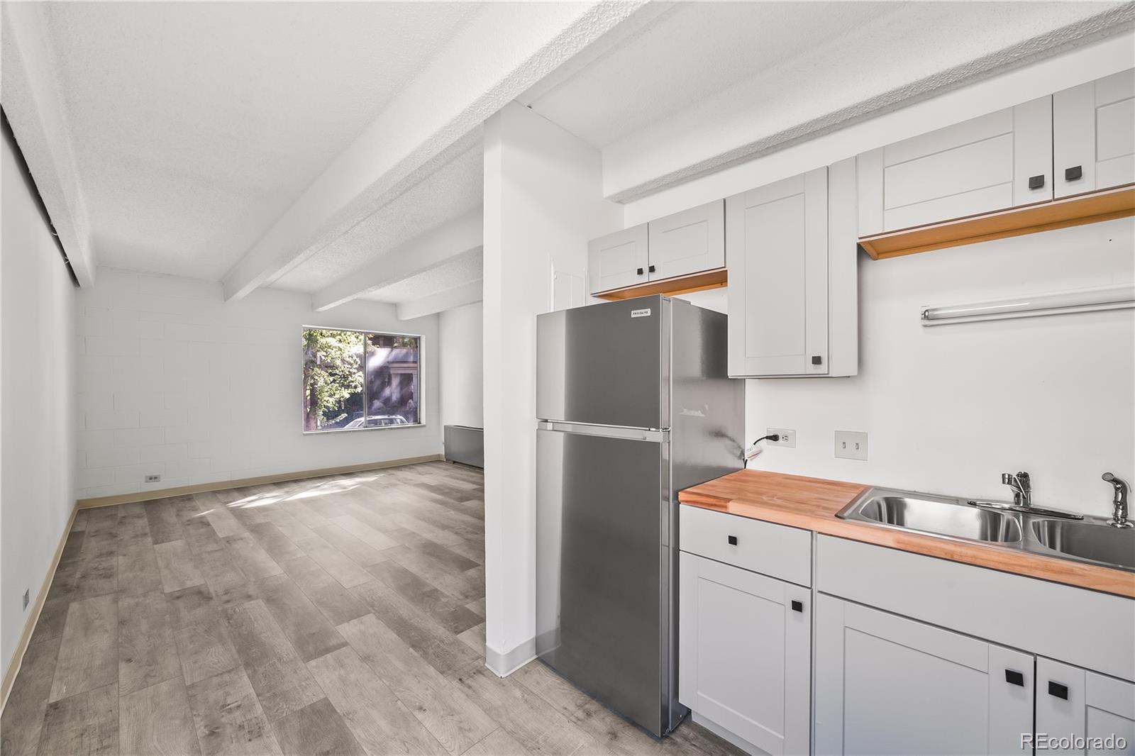 Capitol Denver Condo / Townhome | MLS #: 7176679555 E 10th Avenue 114, Denver Beds: 1 Baths: 1 Price: $200,000