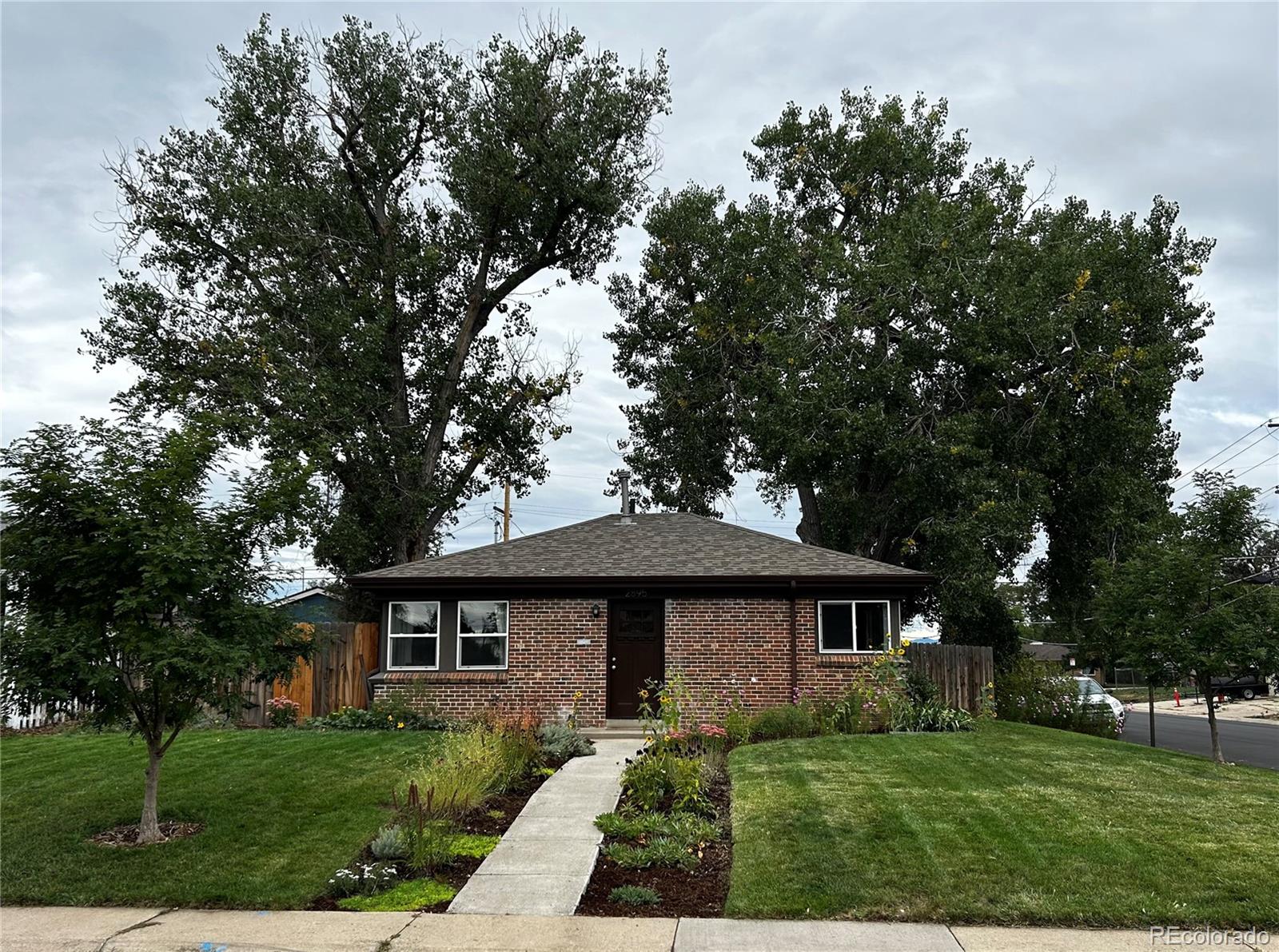 North Park Hill Denver Home | MLS #: 98476172895  Pontiac Street, Denver Beds: 2 Baths: 1 Price: $500,000