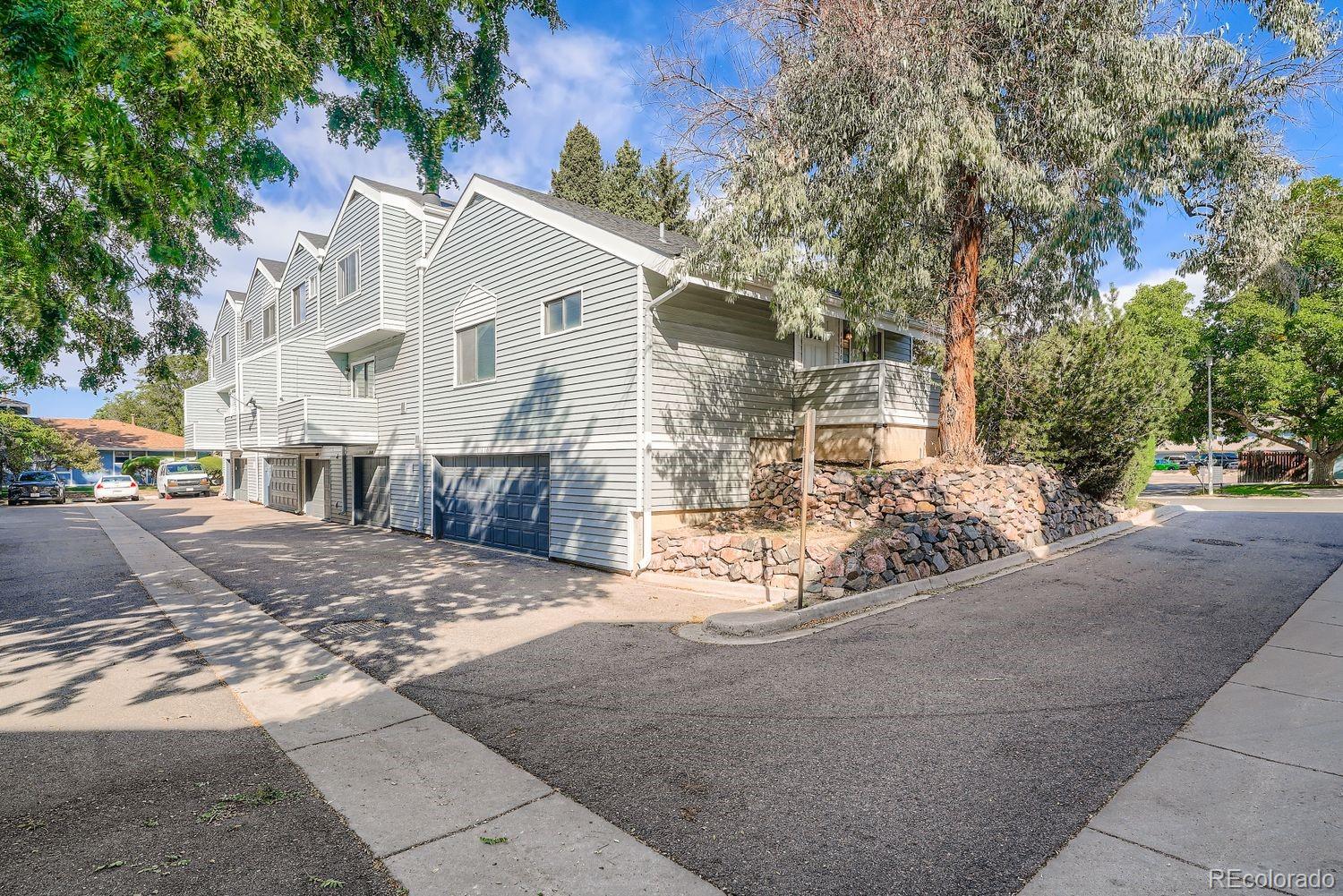 Olde Towne Aurora Condo / Townhome | MLS #: 253689711610 E Cedar Avenue , Aurora Beds: 1 Baths: 1 Price: $269,900